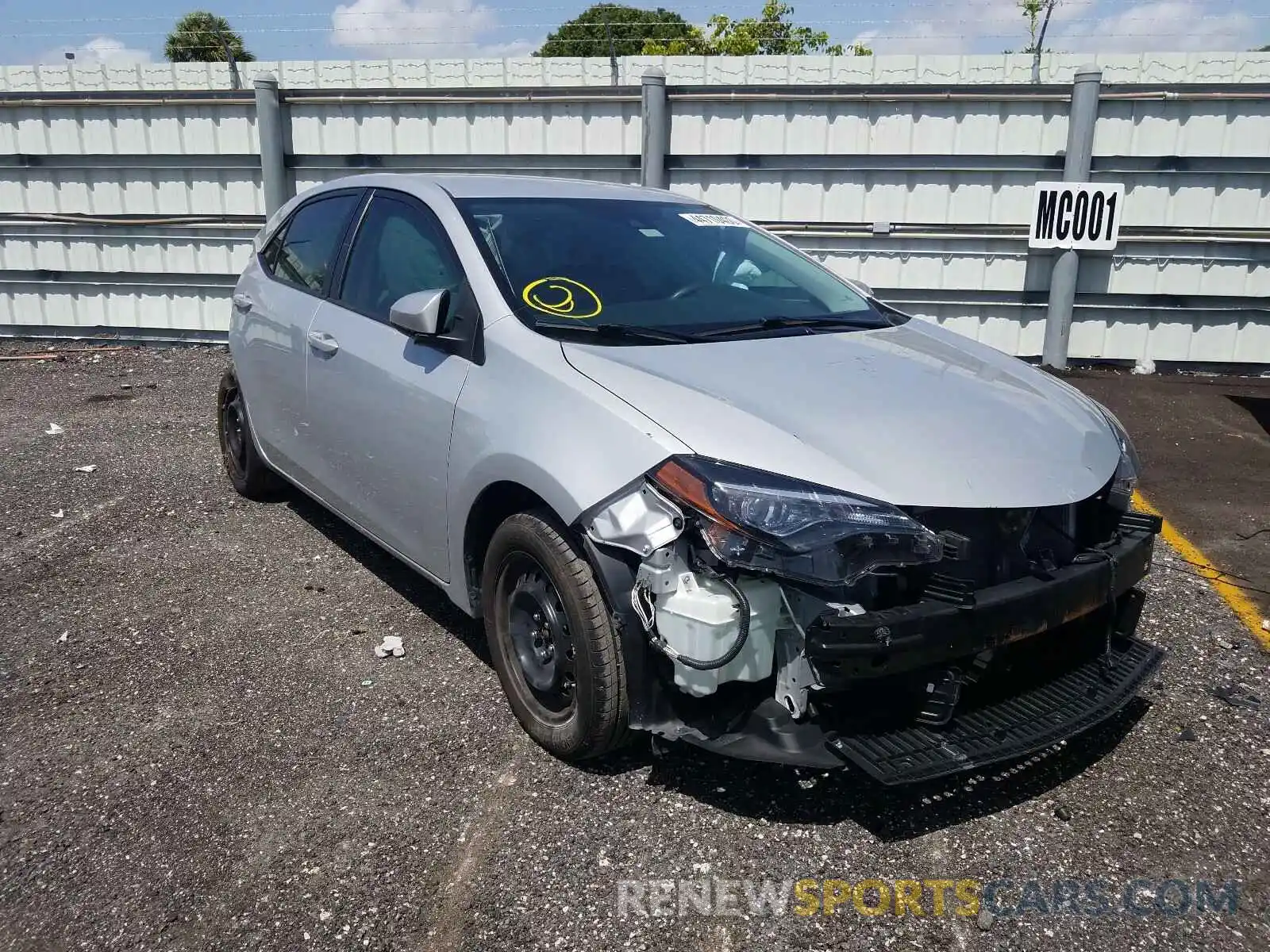 1 Photograph of a damaged car 2T1BURHEXKC154161 TOYOTA COROLLA 2019