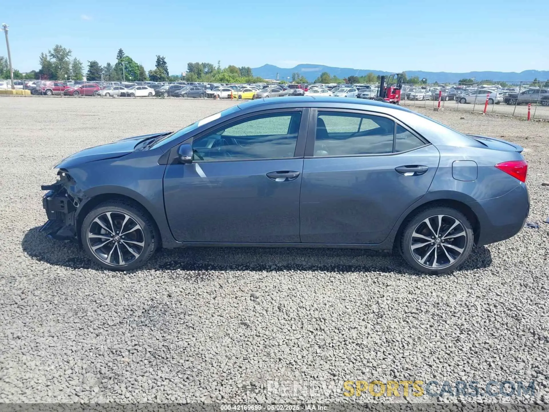 15 Photograph of a damaged car 2T1BURHEXKC157514 TOYOTA COROLLA 2019
