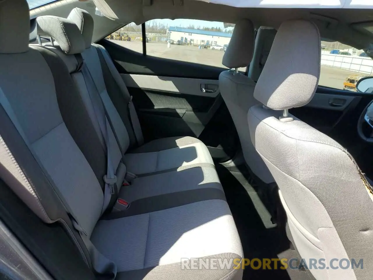 10 Photograph of a damaged car 2T1BURHEXKC161787 TOYOTA COROLLA 2019