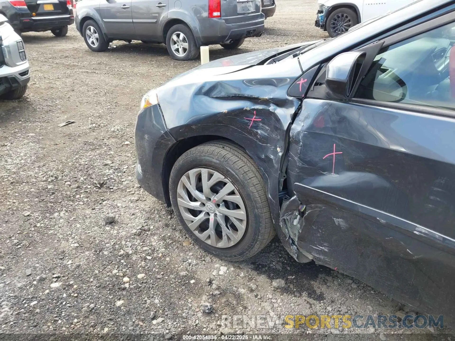 19 Photograph of a damaged car 2T1BURHEXKC161921 TOYOTA COROLLA 2019