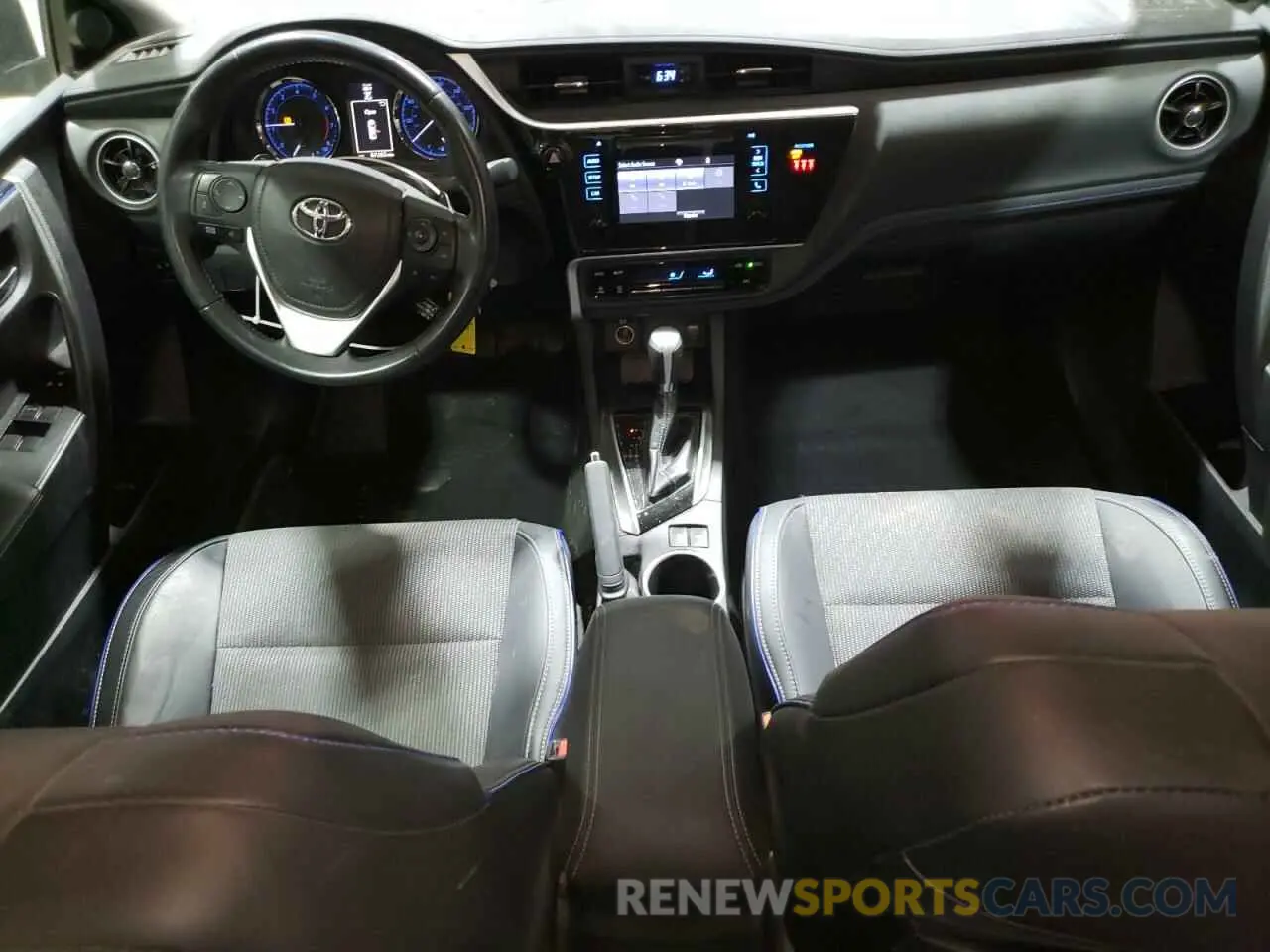 8 Photograph of a damaged car 2T1BURHEXKC162731 TOYOTA COROLLA 2019
