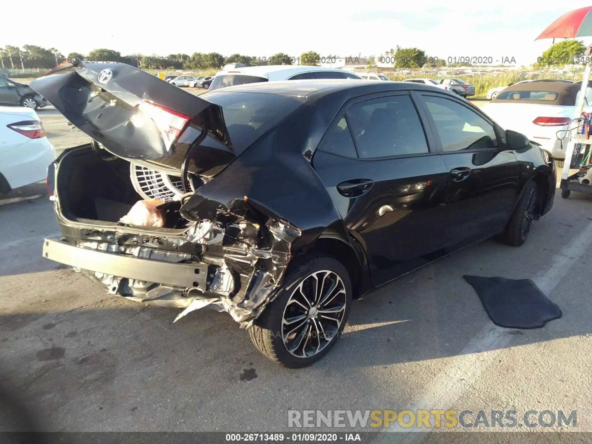 4 Photograph of a damaged car 2T1BURHEXKC169789 TOYOTA COROLLA 2019