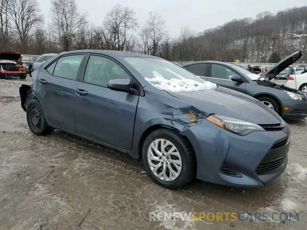 4 Photograph of a damaged car 2T1BURHEXKC173633 TOYOTA COROLLA 2019