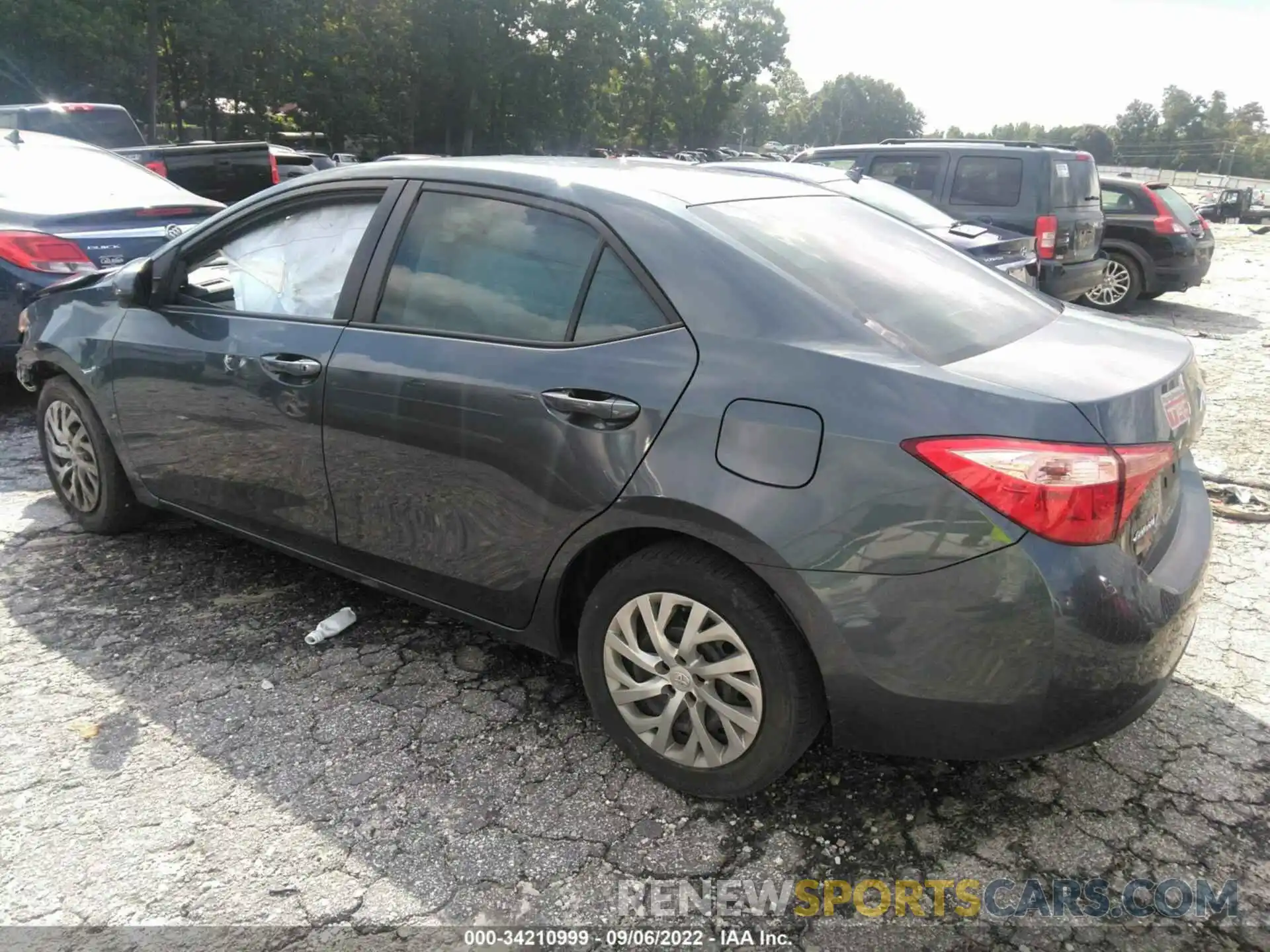 3 Photograph of a damaged car 2T1BURHEXKC176418 TOYOTA COROLLA 2019