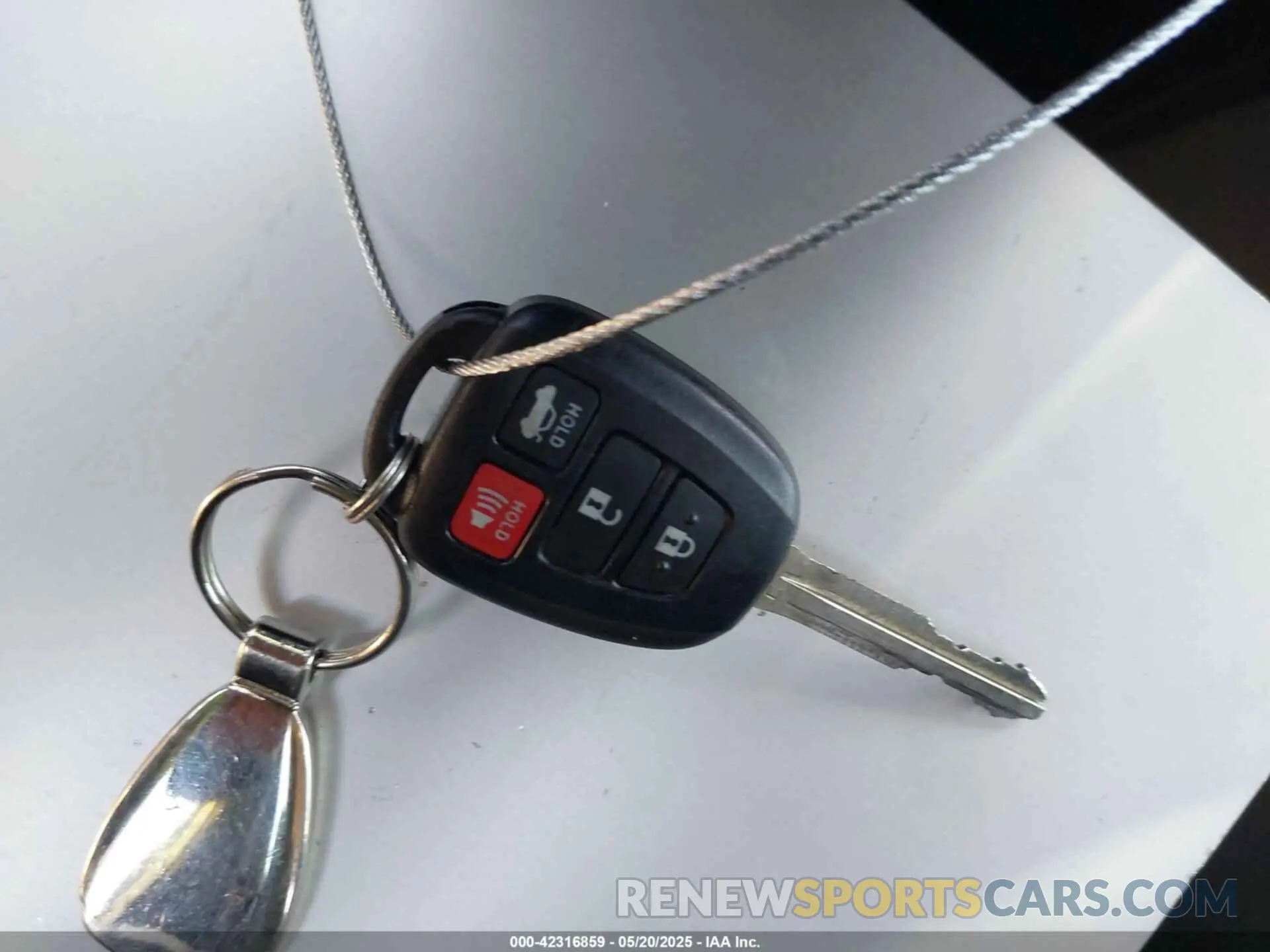 11 Photograph of a damaged car 2T1BURHEXKC177973 TOYOTA COROLLA 2019