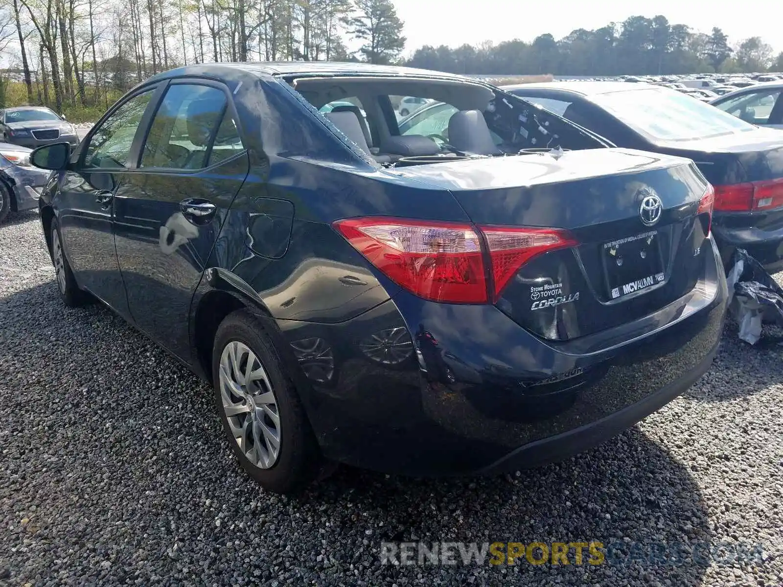 3 Photograph of a damaged car 2T1BURHEXKC180565 TOYOTA COROLLA 2019