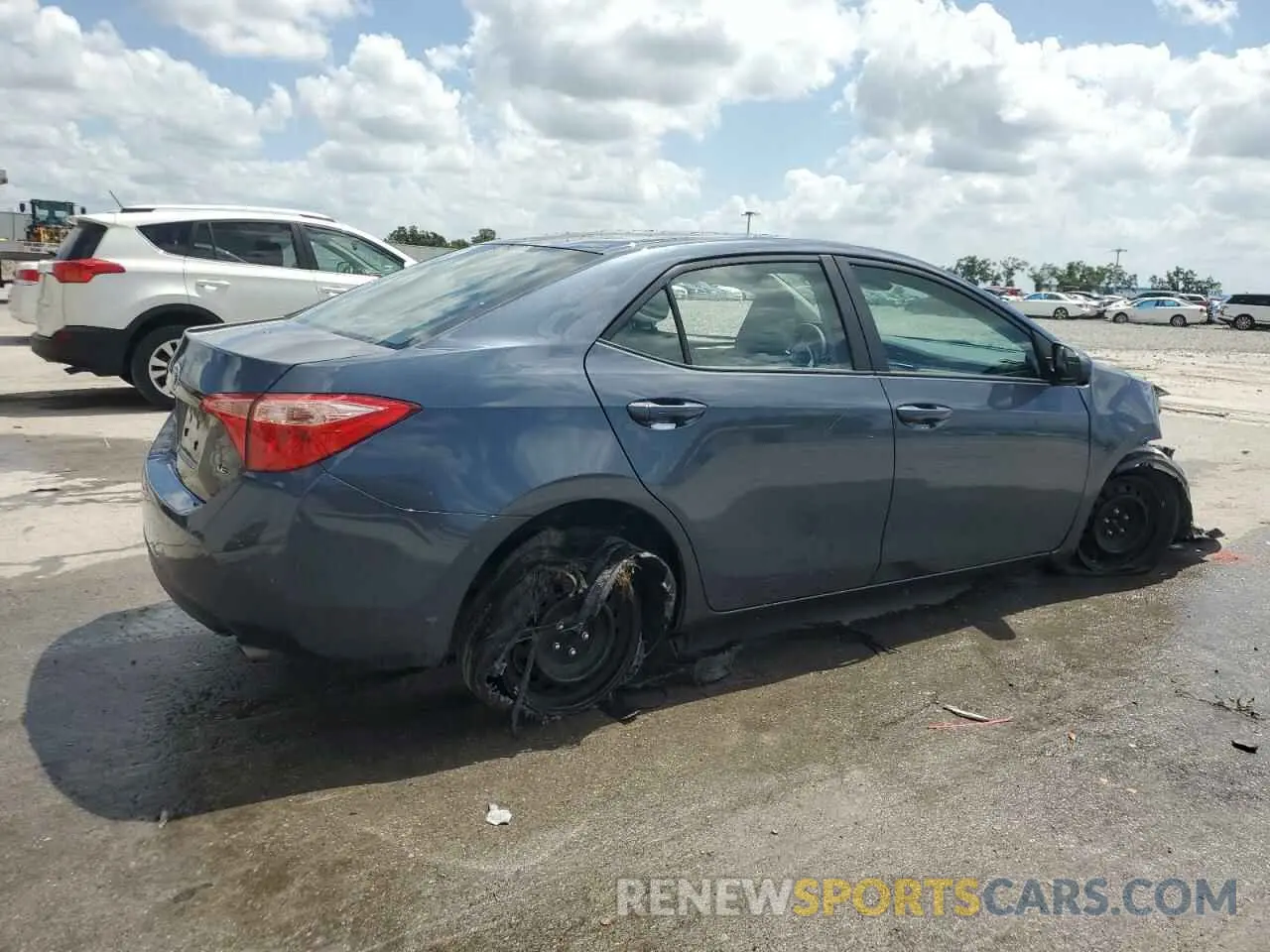 3 Photograph of a damaged car 2T1BURHEXKC182865 TOYOTA COROLLA 2019