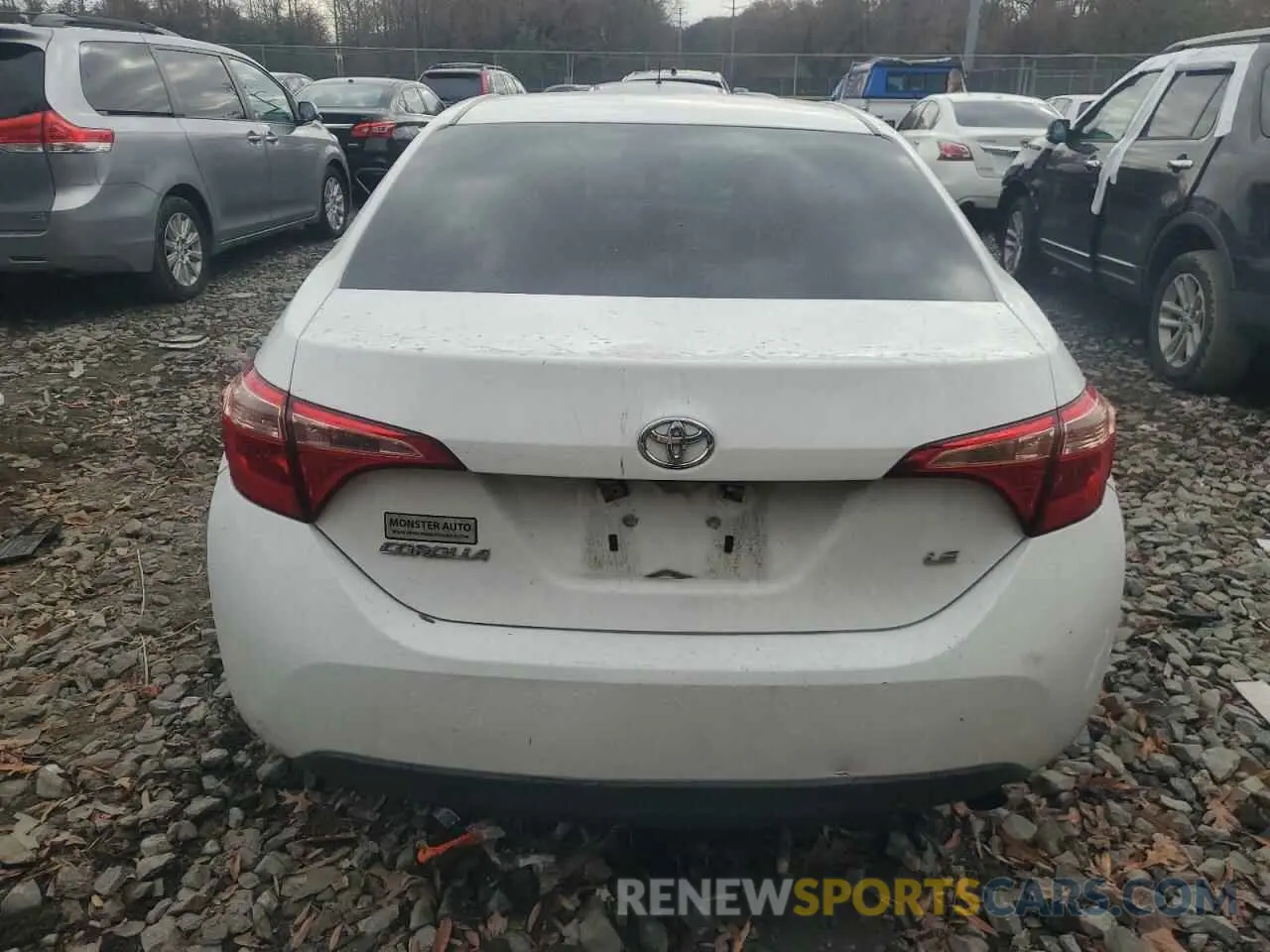 6 Photograph of a damaged car 2T1BURHEXKC186589 TOYOTA COROLLA 2019