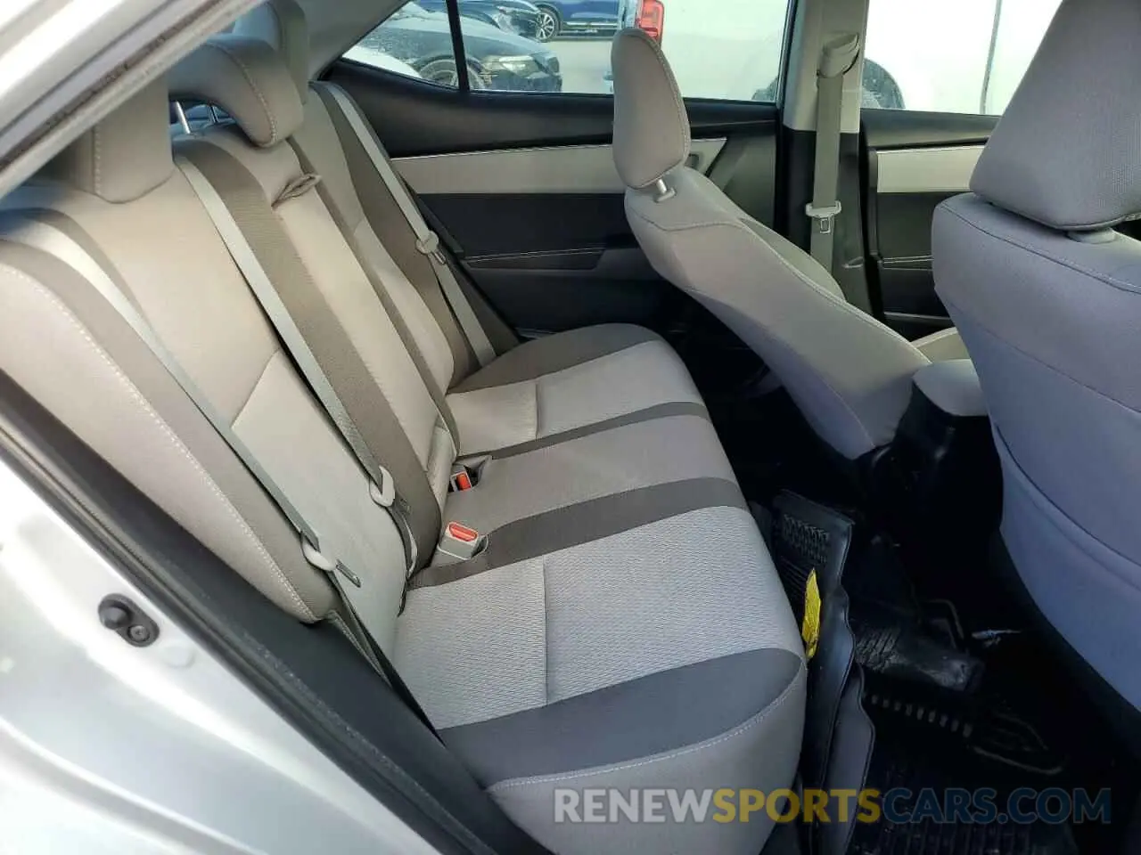 10 Photograph of a damaged car 2T1BURHEXKC191579 TOYOTA COROLLA 2019