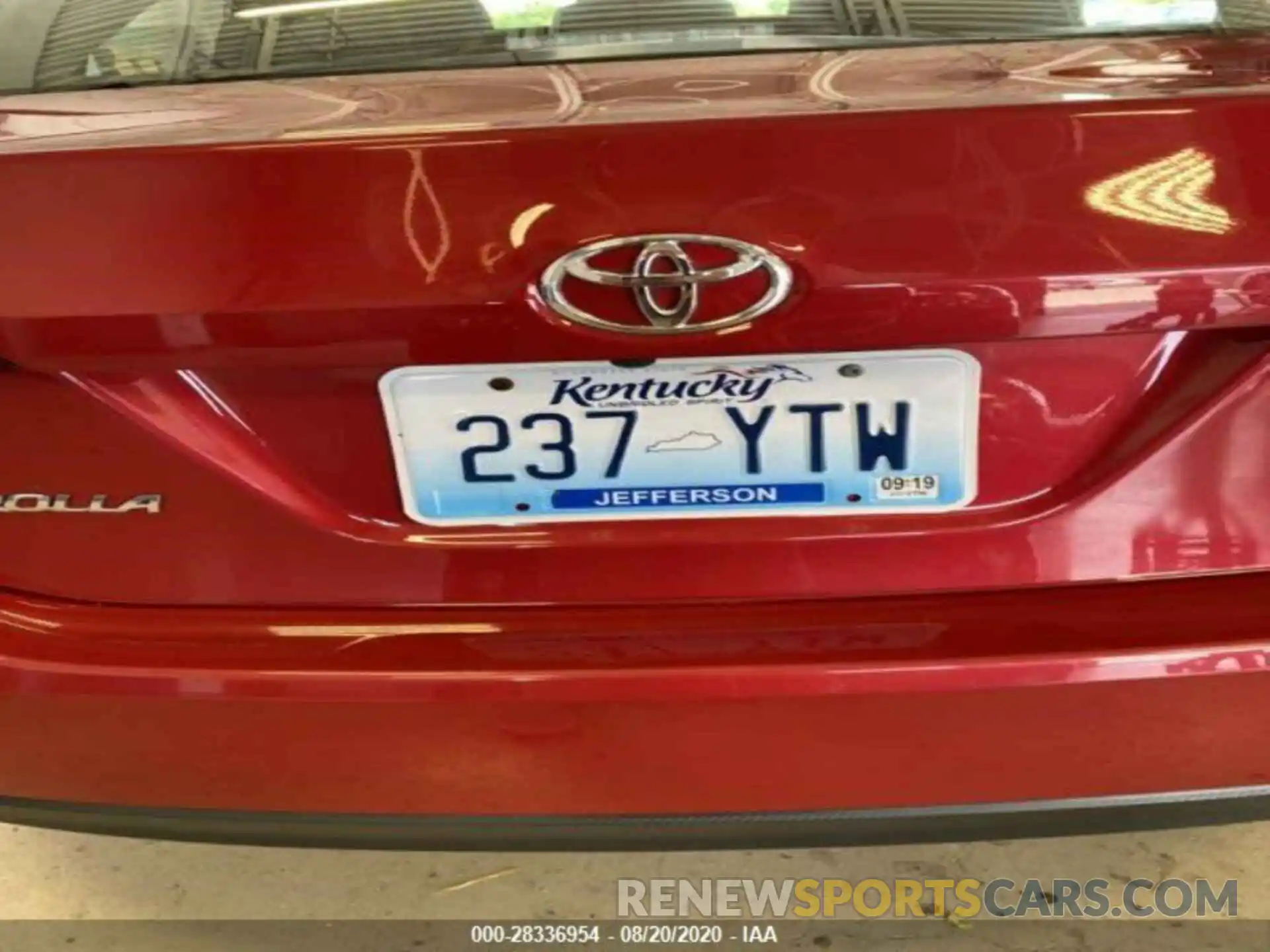 3 Photograph of a damaged car 2T1BURHEXKC195700 TOYOTA COROLLA 2019