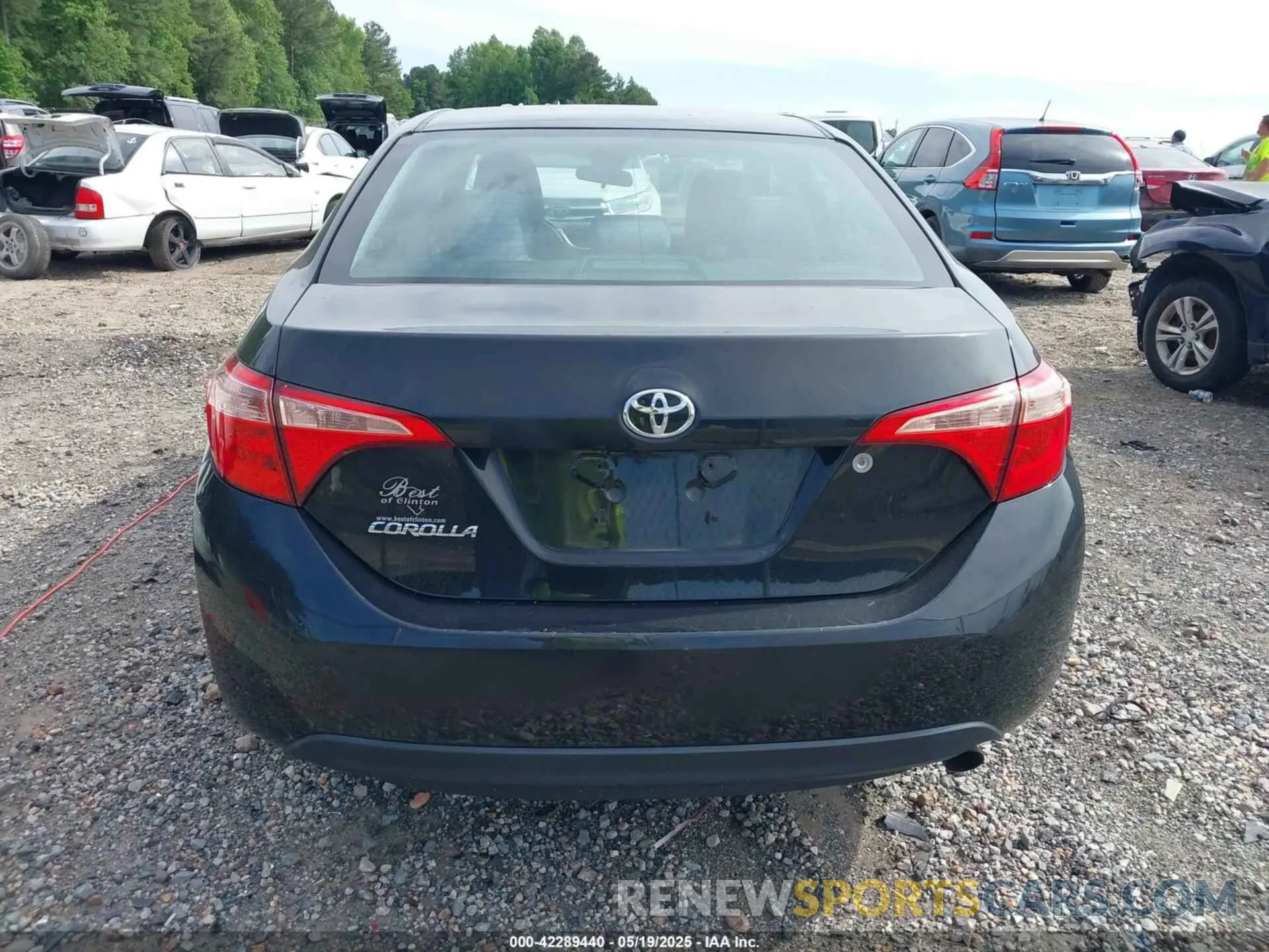 16 Photograph of a damaged car 2T1BURHEXKC200801 TOYOTA COROLLA 2019