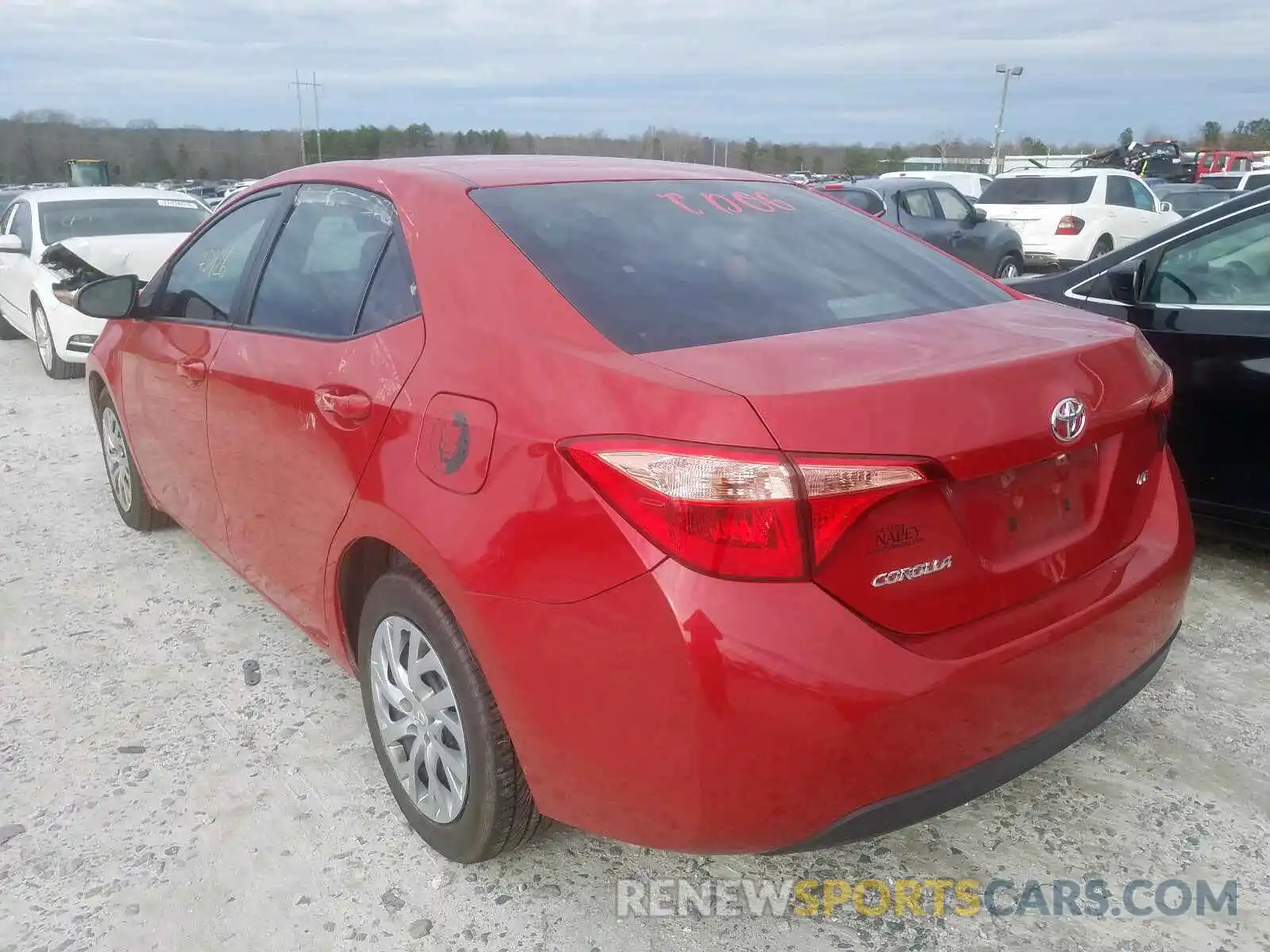 3 Photograph of a damaged car 2T1BURHEXKC204993 TOYOTA COROLLA 2019