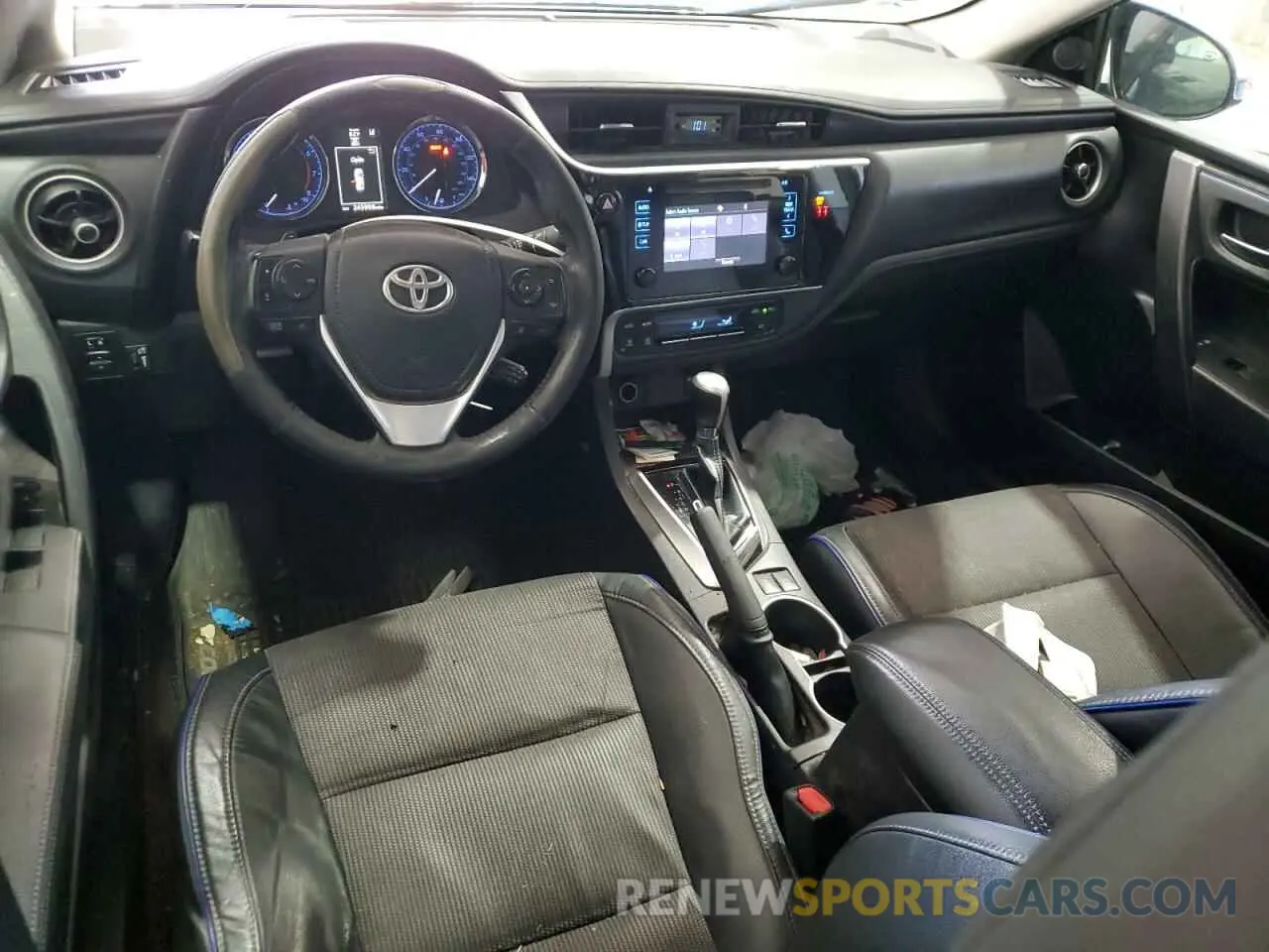 8 Photograph of a damaged car 2T1BURHEXKC210308 TOYOTA COROLLA 2019