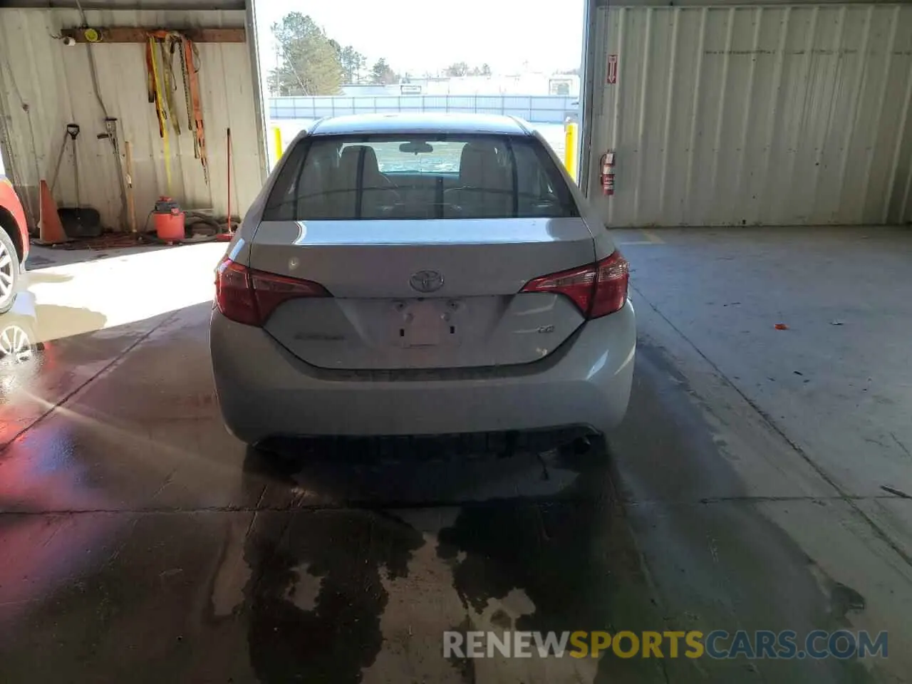 6 Photograph of a damaged car 2T1BURHEXKC211992 TOYOTA COROLLA 2019