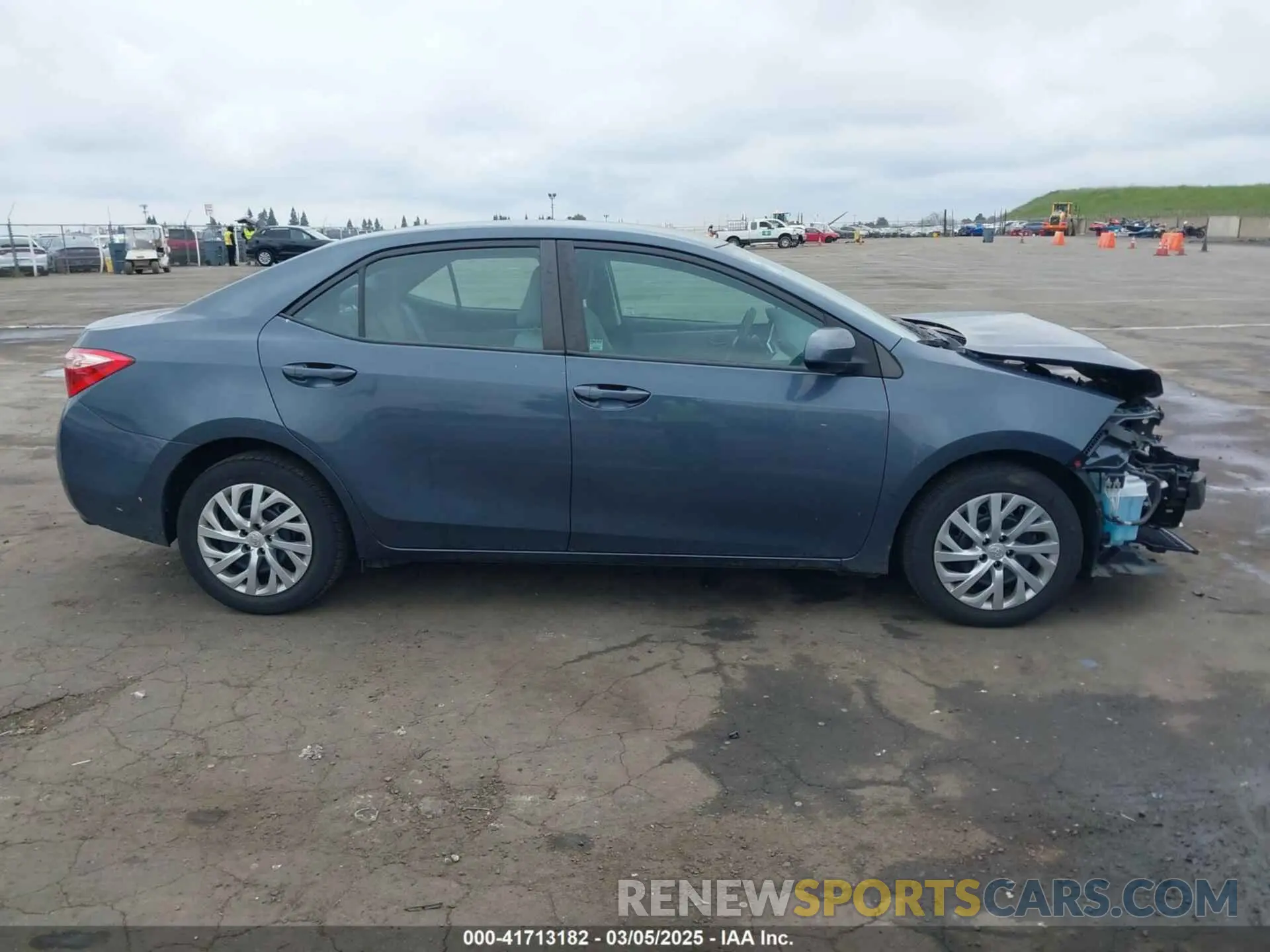14 Photograph of a damaged car 2T1BURHEXKC212172 TOYOTA COROLLA 2019