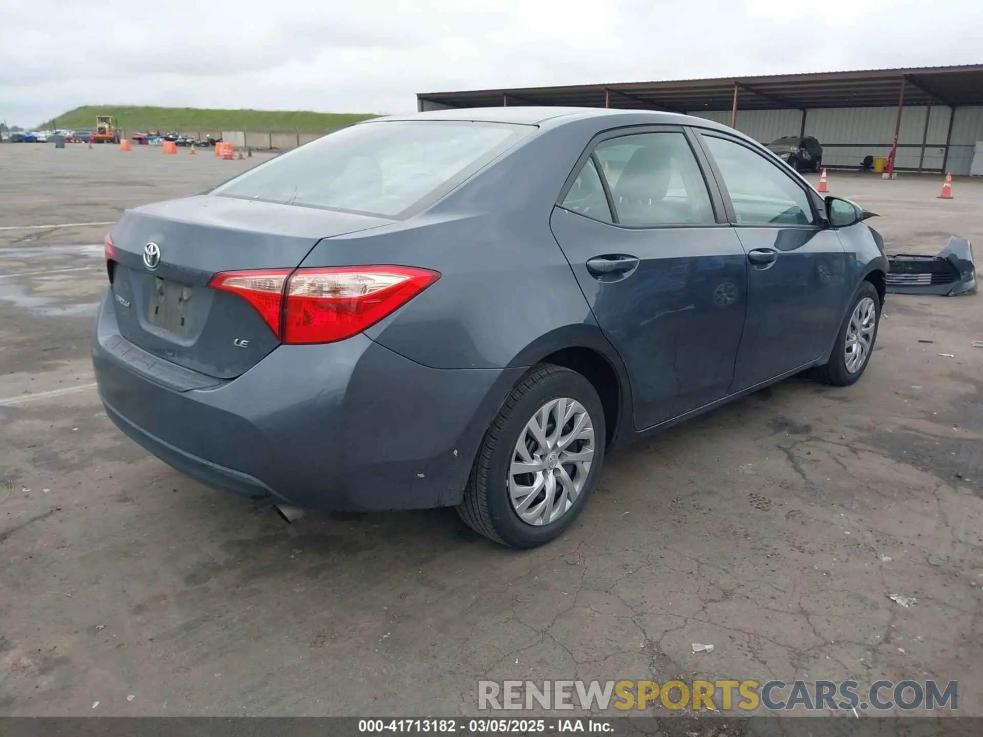 4 Photograph of a damaged car 2T1BURHEXKC212172 TOYOTA COROLLA 2019