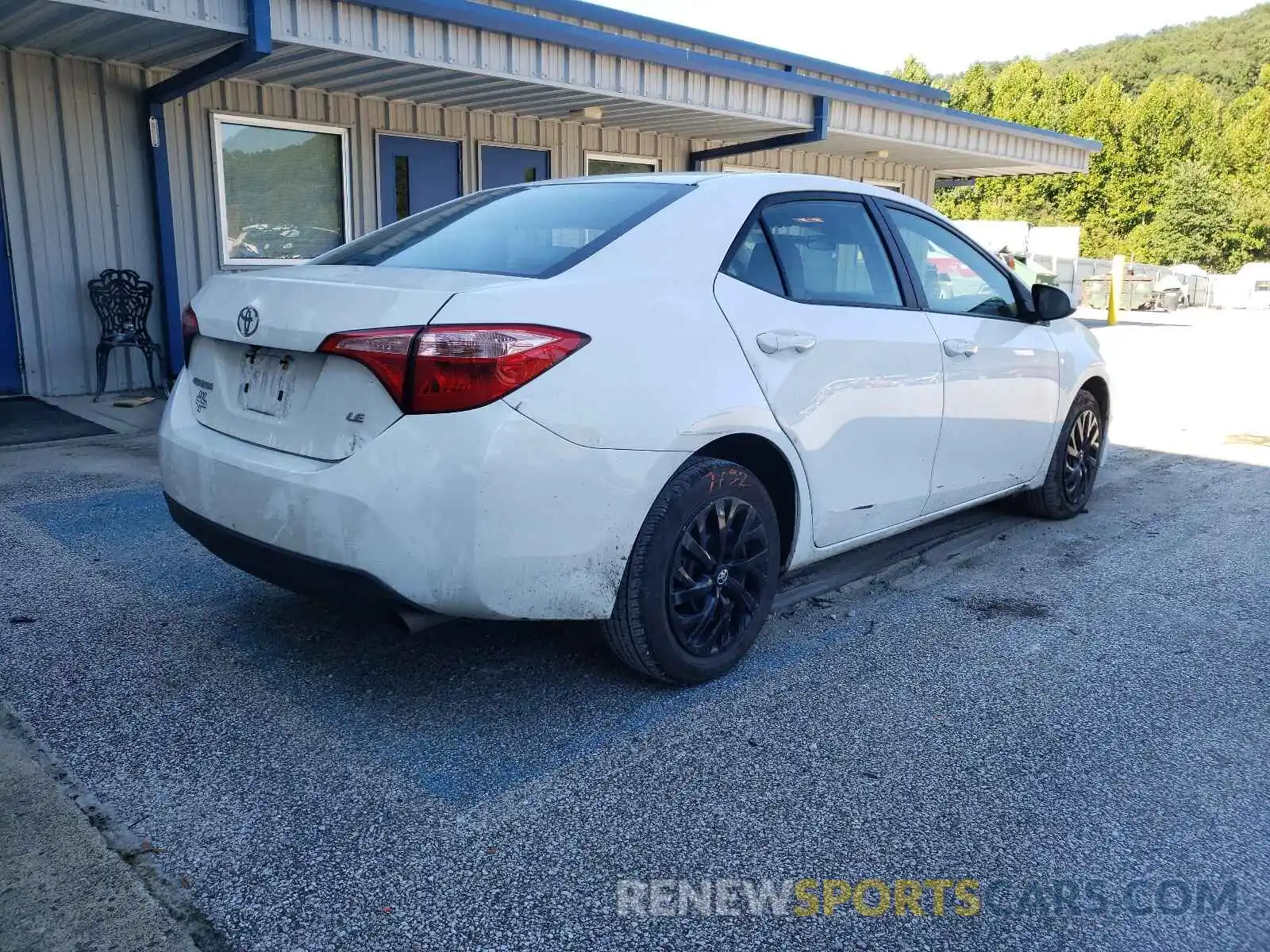 4 Photograph of a damaged car 2T1BURHEXKC214407 TOYOTA COROLLA 2019