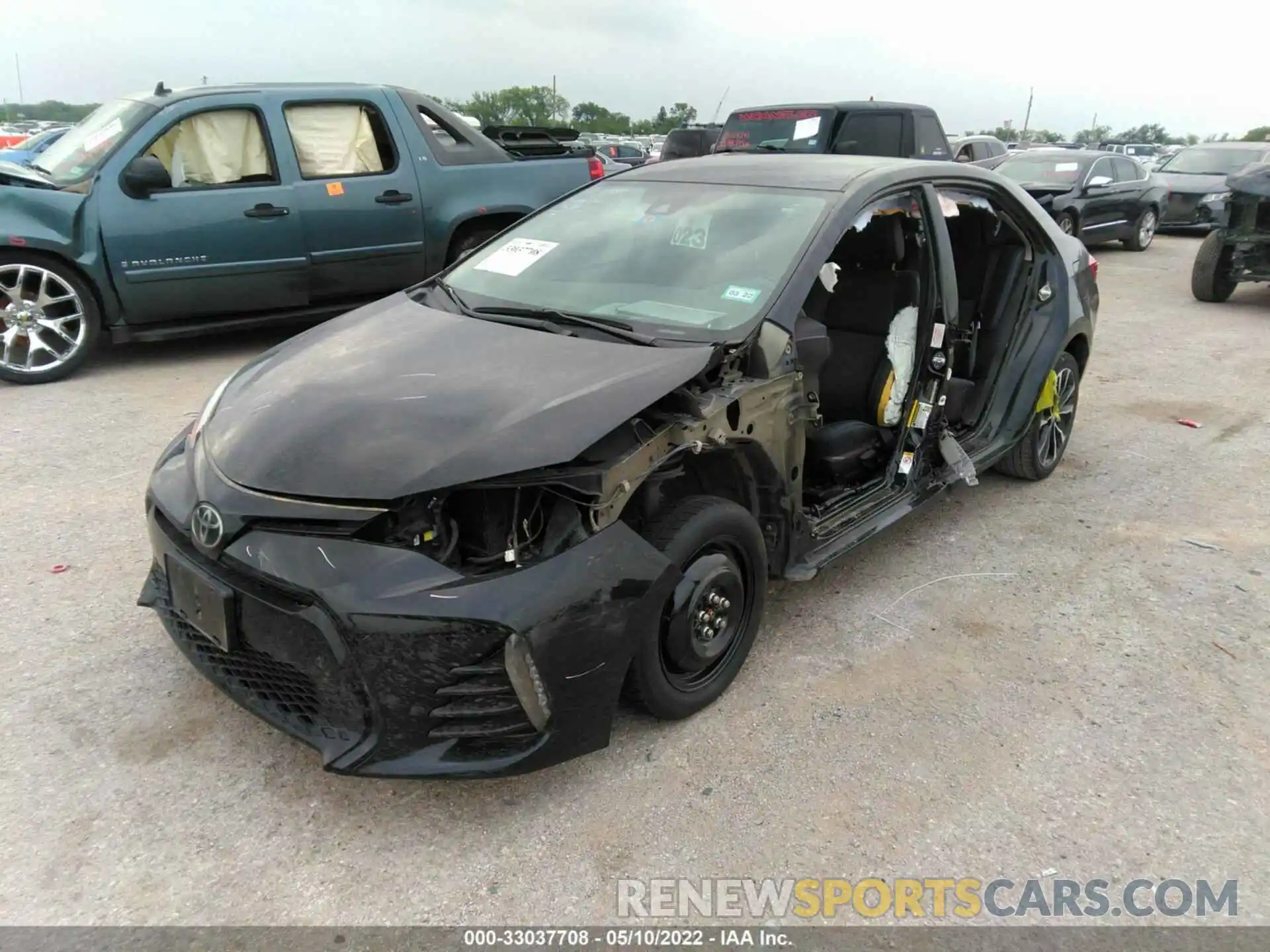 2 Photograph of a damaged car 2T1BURHEXKC218781 TOYOTA COROLLA 2019