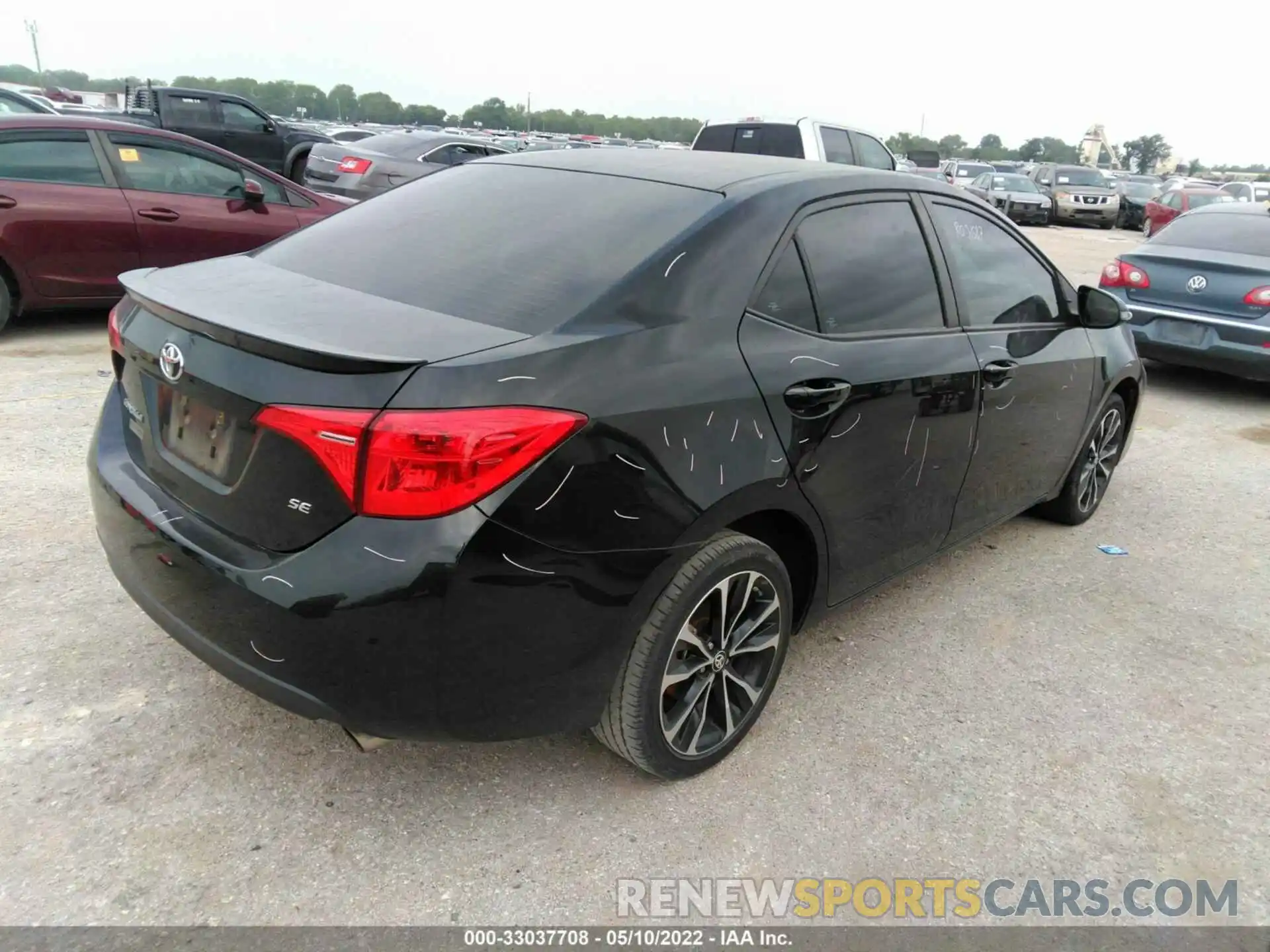 4 Photograph of a damaged car 2T1BURHEXKC218781 TOYOTA COROLLA 2019