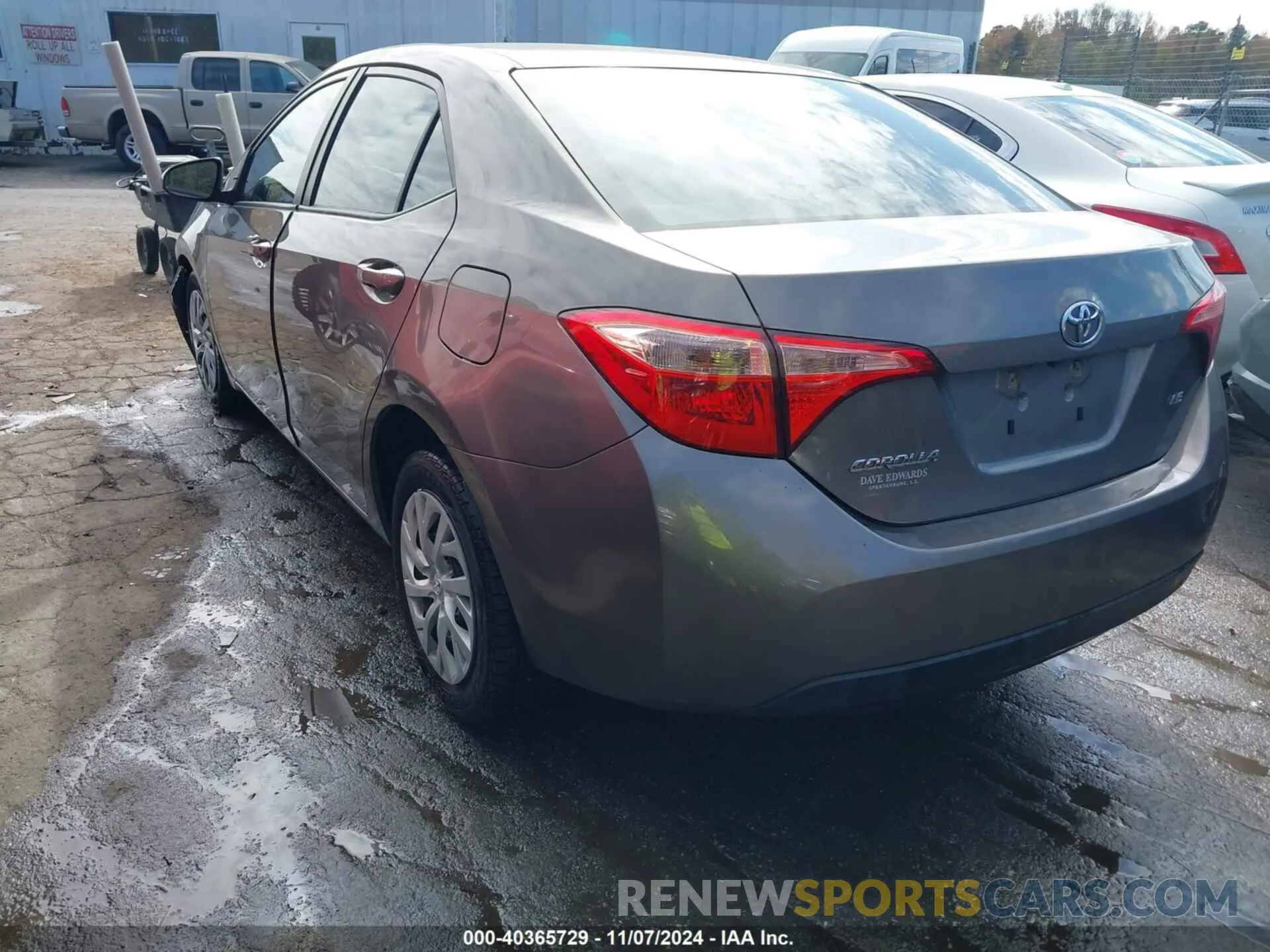 3 Photograph of a damaged car 2T1BURHEXKC219090 TOYOTA COROLLA 2019