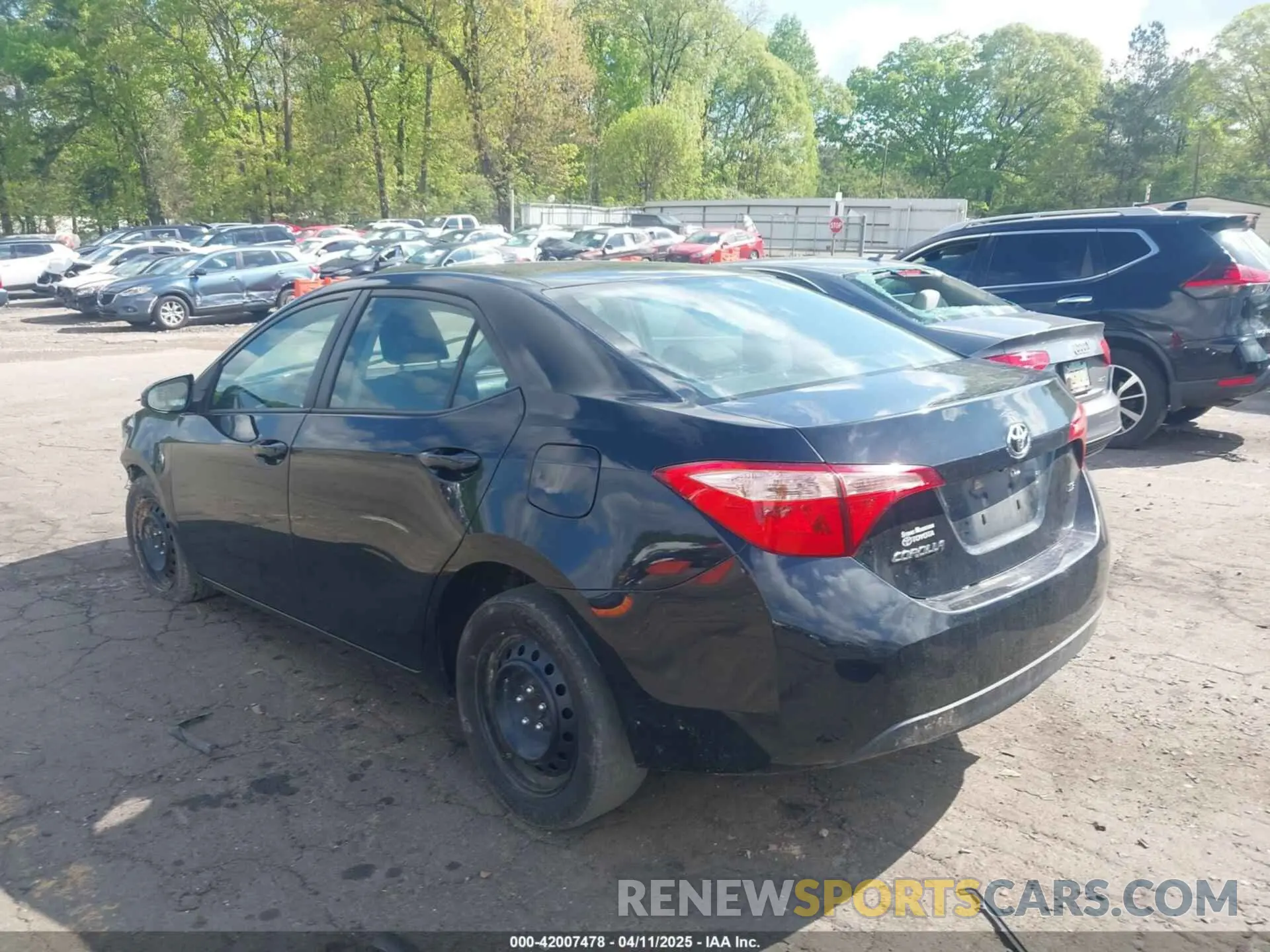 3 Photograph of a damaged car 2T1BURHEXKC219252 TOYOTA COROLLA 2019