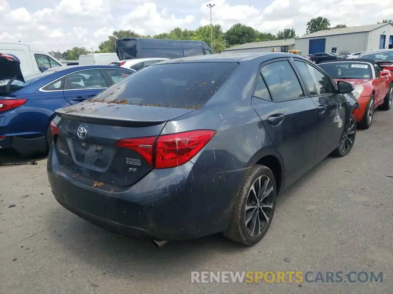 4 Photograph of a damaged car 2T1BURHEXKC221583 TOYOTA COROLLA 2019