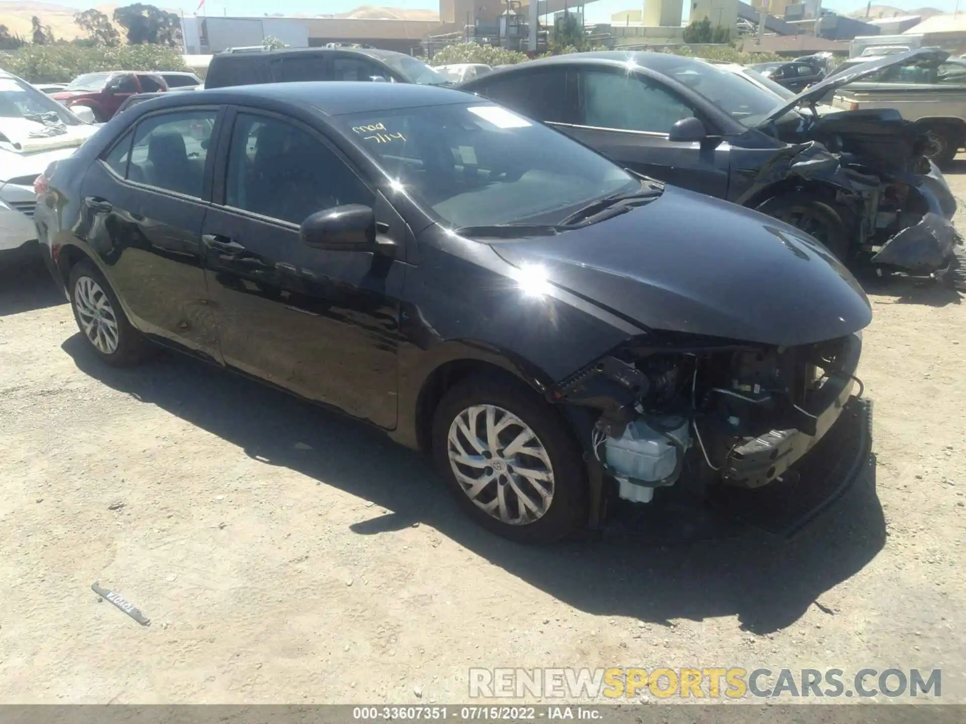 1 Photograph of a damaged car 2T1BURHEXKC227495 TOYOTA COROLLA 2019