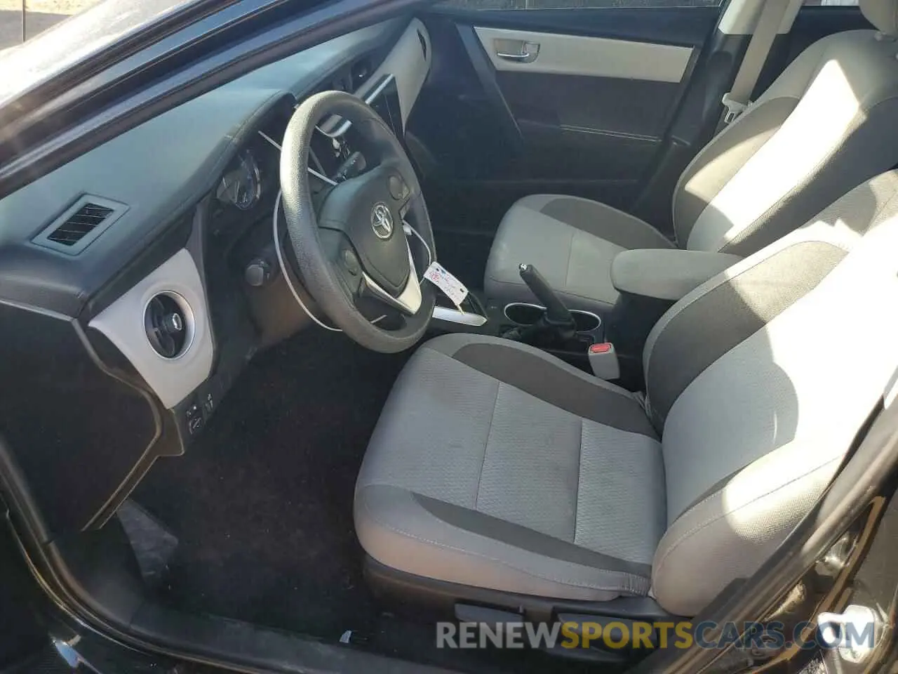 7 Photograph of a damaged car 2T1BURHEXKC228811 TOYOTA COROLLA 2019