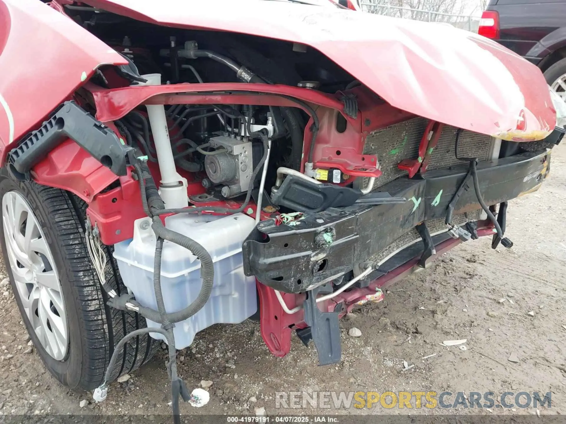 18 Photograph of a damaged car 2T1BURHEXKC228937 TOYOTA COROLLA 2019