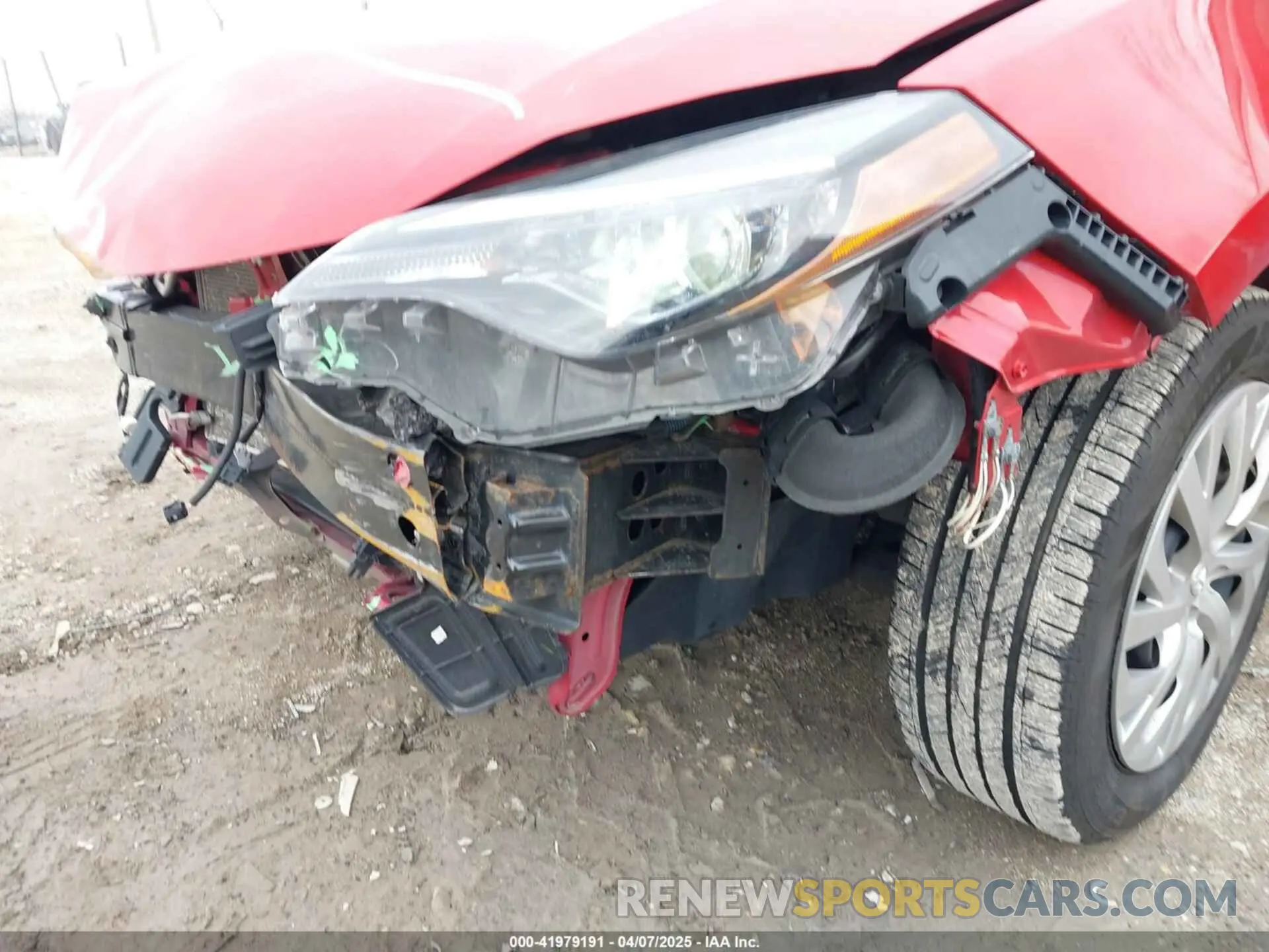 19 Photograph of a damaged car 2T1BURHEXKC228937 TOYOTA COROLLA 2019