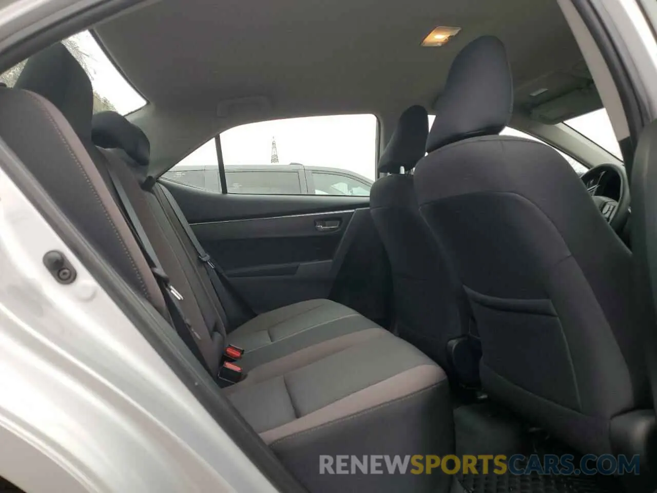 10 Photograph of a damaged car 2T1BURHEXKC230140 TOYOTA COROLLA 2019