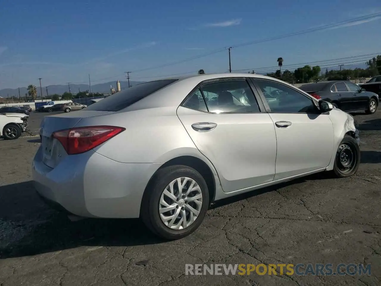 3 Photograph of a damaged car 2T1BURHEXKC233717 TOYOTA COROLLA 2019