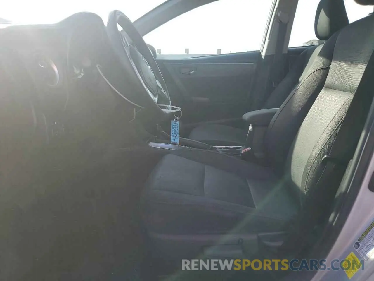 7 Photograph of a damaged car 2T1BURHEXKC233717 TOYOTA COROLLA 2019