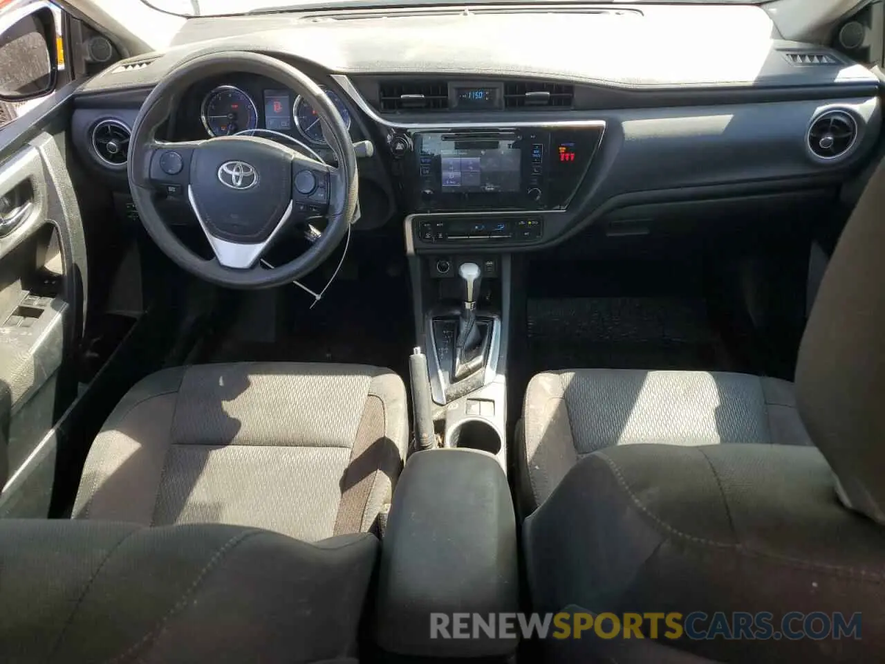 8 Photograph of a damaged car 2T1BURHEXKC234821 TOYOTA COROLLA 2019