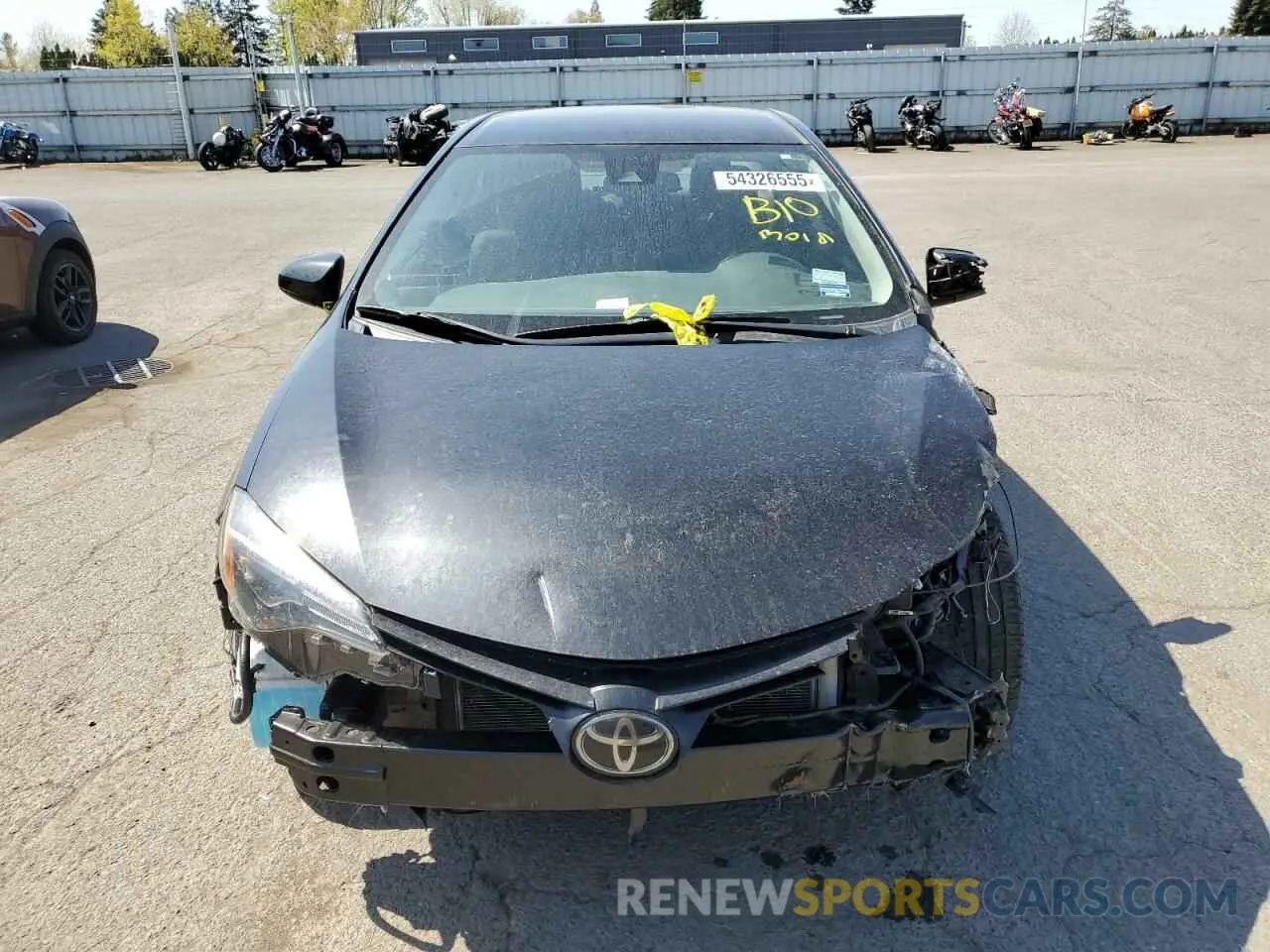 5 Photograph of a damaged car 2T1BURHEXKC235581 TOYOTA COROLLA 2019