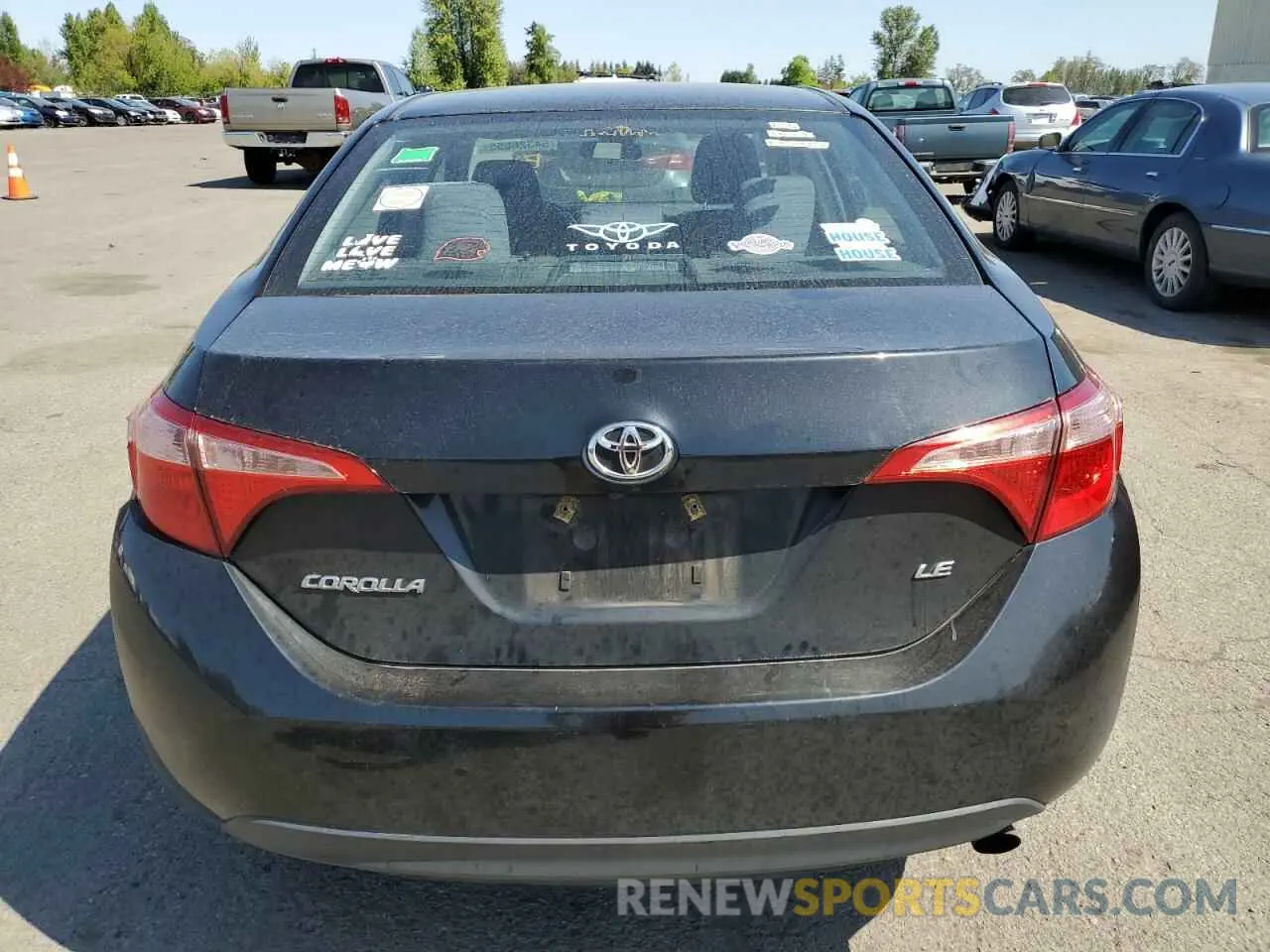 6 Photograph of a damaged car 2T1BURHEXKC235581 TOYOTA COROLLA 2019