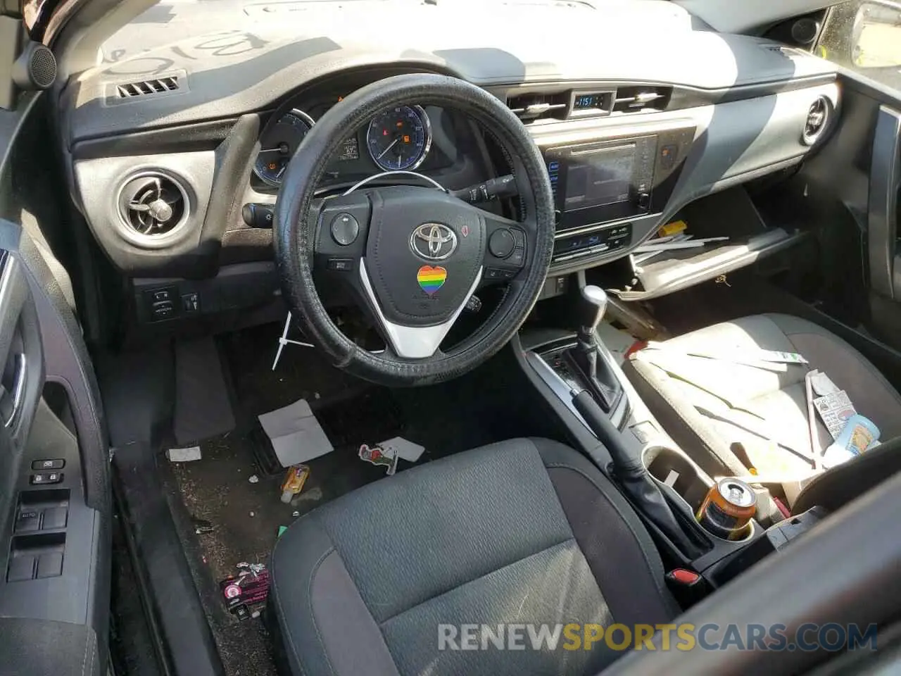8 Photograph of a damaged car 2T1BURHEXKC235581 TOYOTA COROLLA 2019