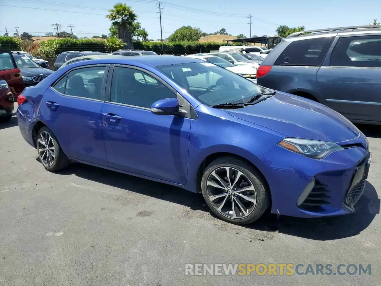4 Photograph of a damaged car 2T1BURHEXKC237105 TOYOTA COROLLA 2019