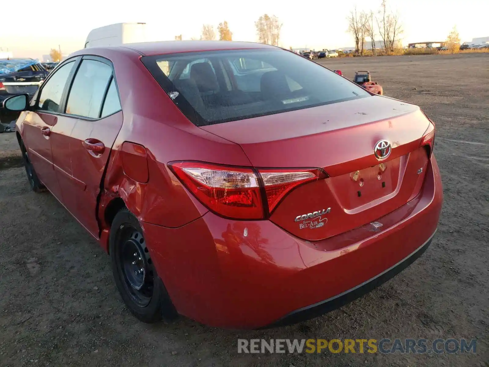 3 Photograph of a damaged car 2T1BURHEXKC238092 TOYOTA COROLLA 2019