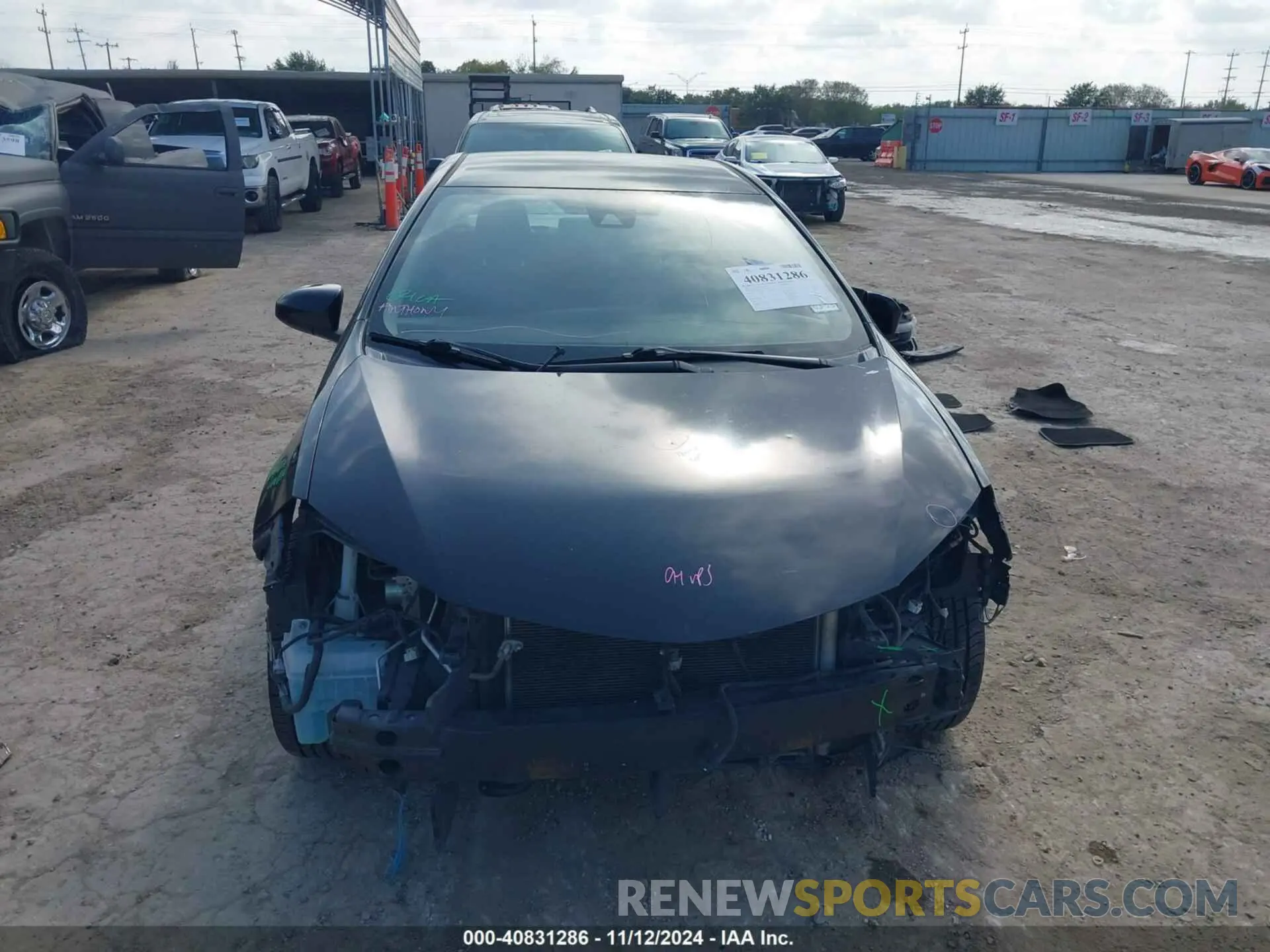 13 Photograph of a damaged car 2T1BURHEXKC238495 TOYOTA COROLLA 2019
