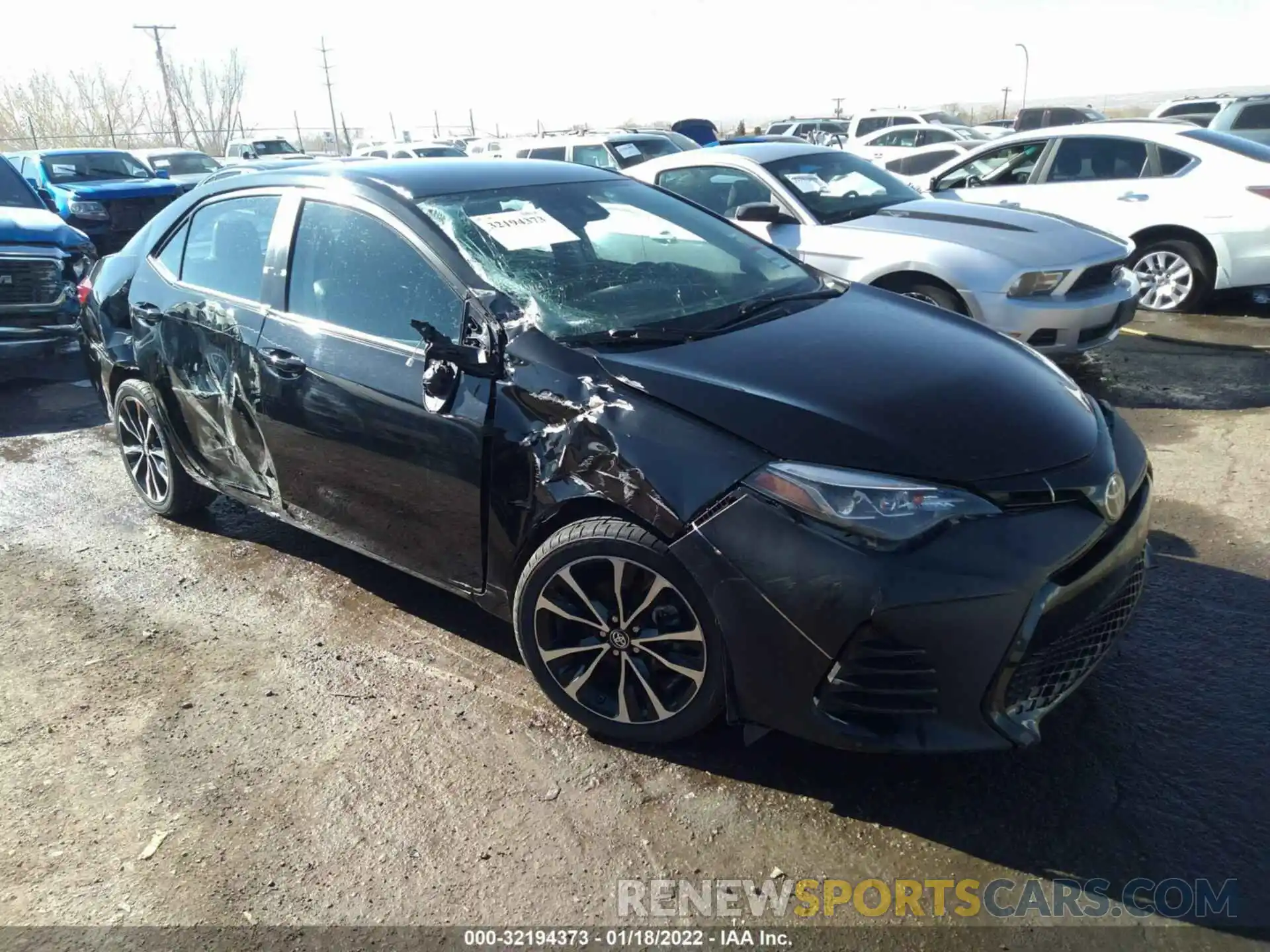 1 Photograph of a damaged car 2T1BURHEXKC240621 TOYOTA COROLLA 2019