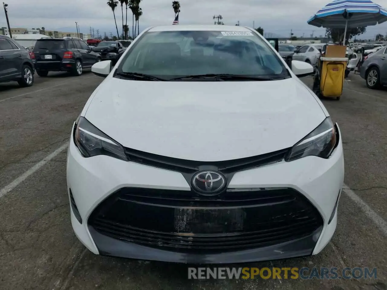 5 Photograph of a damaged car 2T1BURHEXKC241283 TOYOTA COROLLA 2019