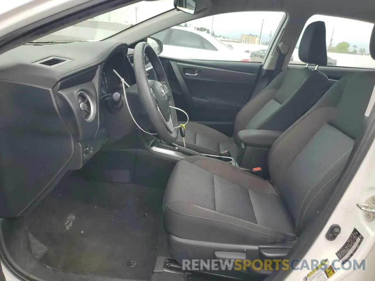 7 Photograph of a damaged car 2T1BURHEXKC241283 TOYOTA COROLLA 2019