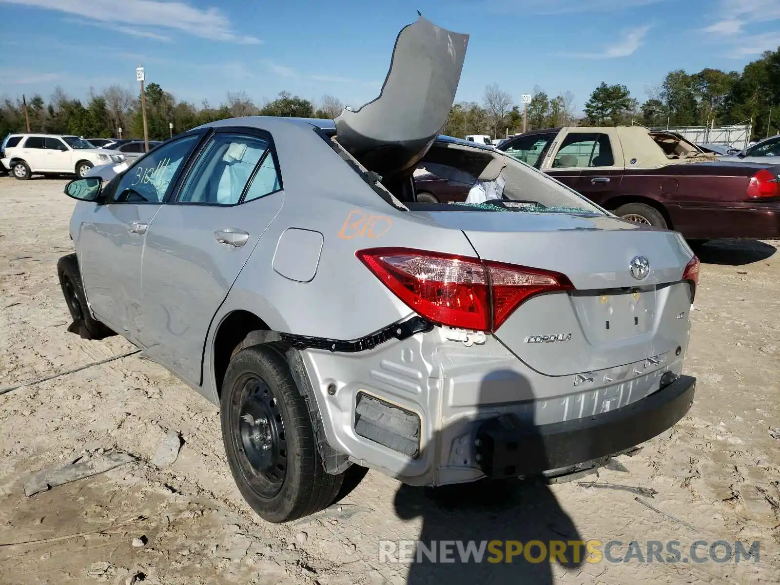 3 Photograph of a damaged car 2T1BURHEXKC243549 TOYOTA COROLLA 2019