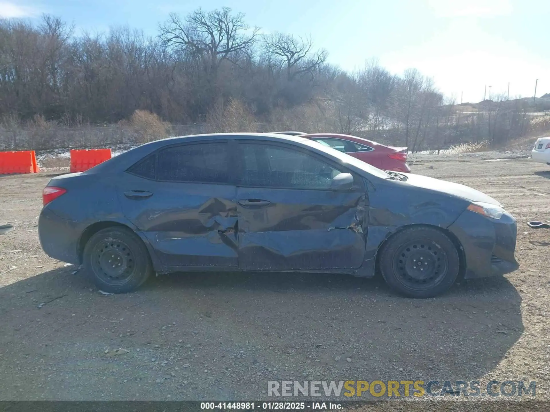 13 Photograph of a damaged car 2T1BURHEXKC244071 TOYOTA COROLLA 2019