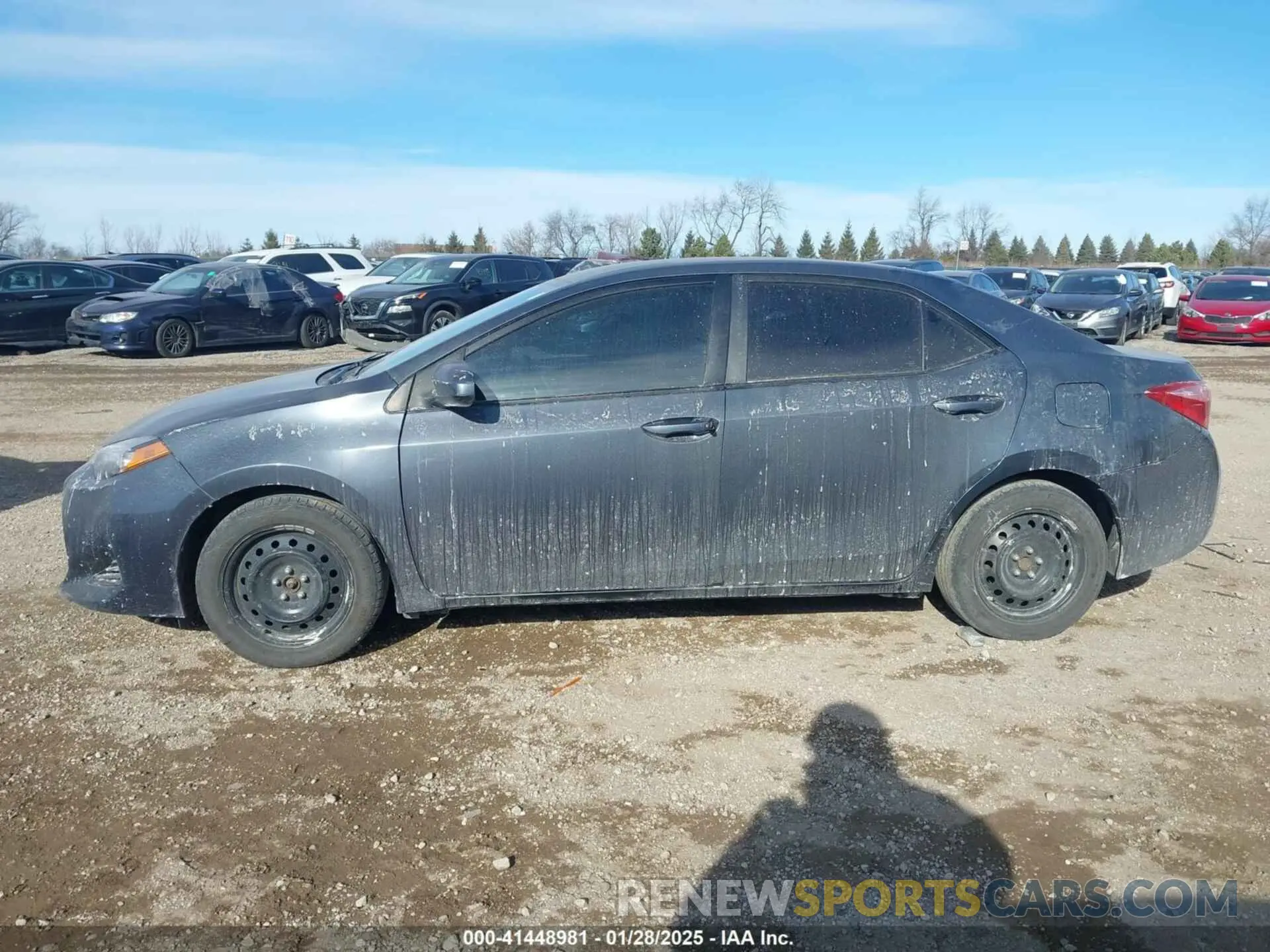 14 Photograph of a damaged car 2T1BURHEXKC244071 TOYOTA COROLLA 2019