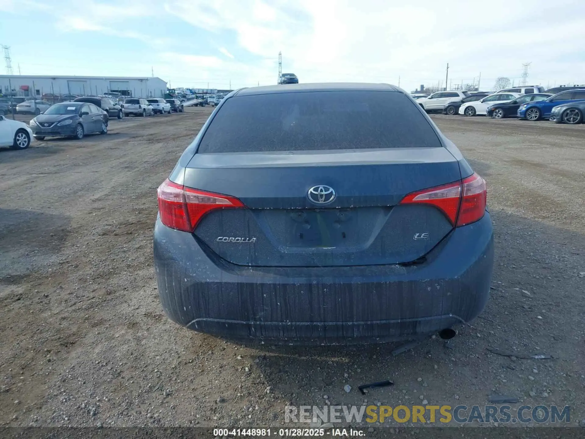 16 Photograph of a damaged car 2T1BURHEXKC244071 TOYOTA COROLLA 2019