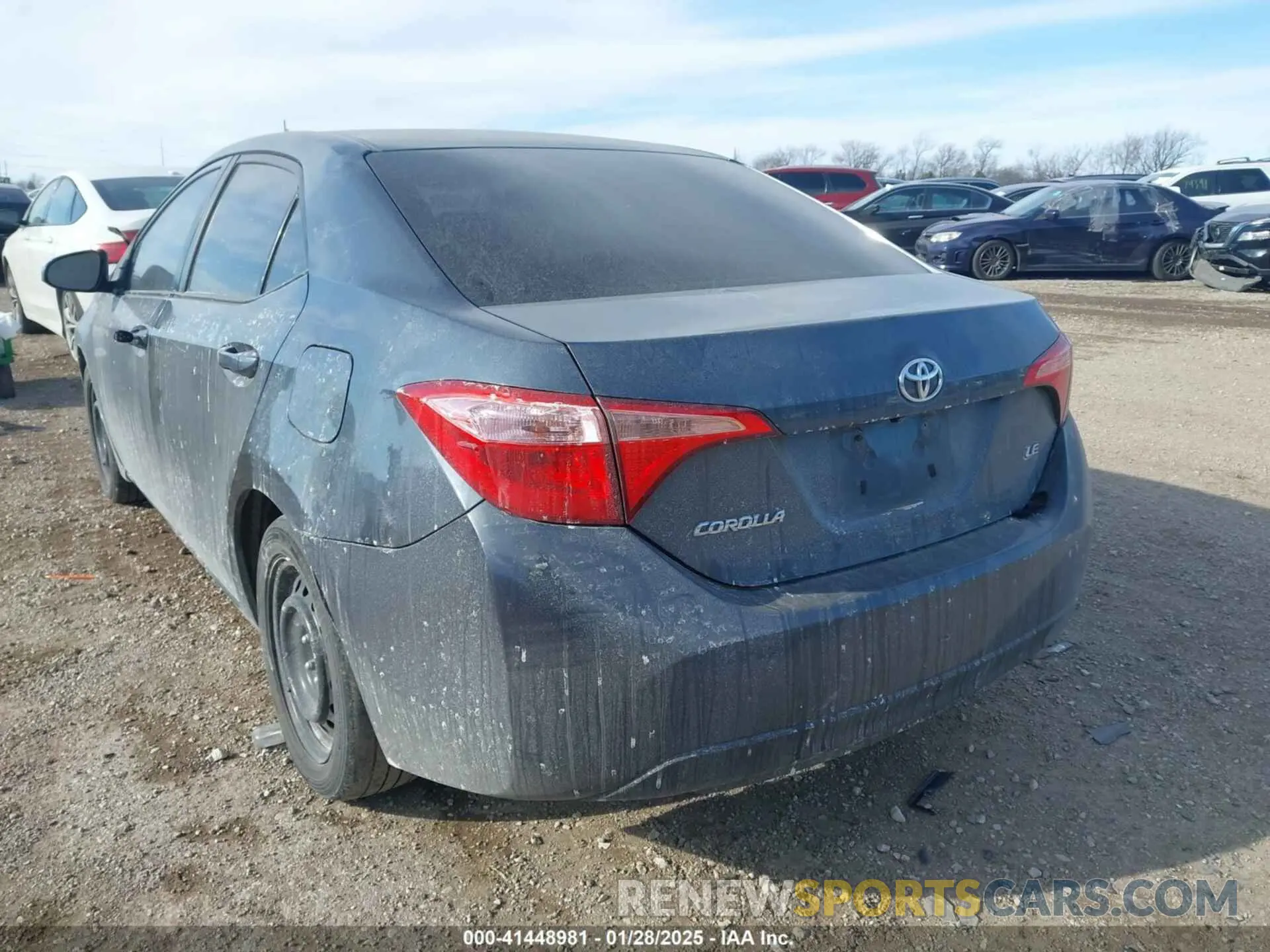 3 Photograph of a damaged car 2T1BURHEXKC244071 TOYOTA COROLLA 2019