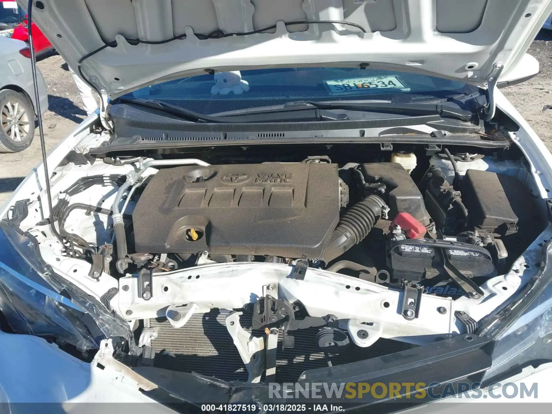 10 Photograph of a damaged car 5YFBPRHE9KP875711 TOYOTA COROLLA 2019