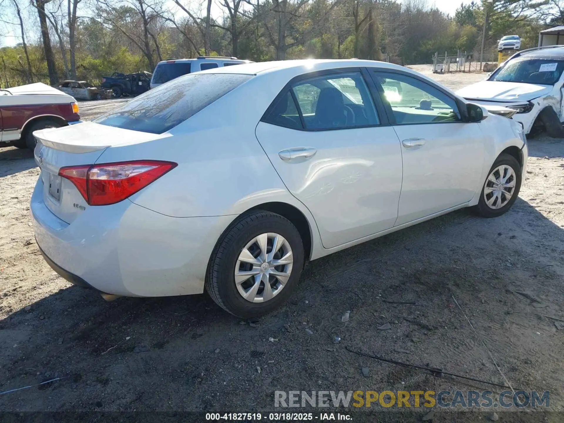 4 Photograph of a damaged car 5YFBPRHE9KP875711 TOYOTA COROLLA 2019